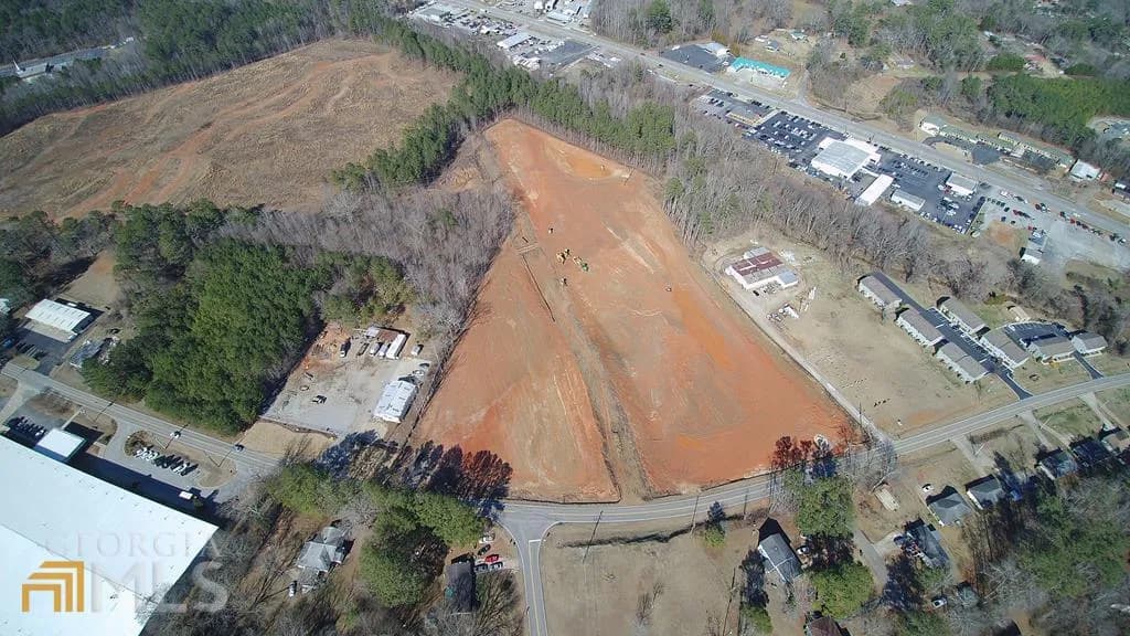 269 Old Bremen Rd — photo 7 of 9