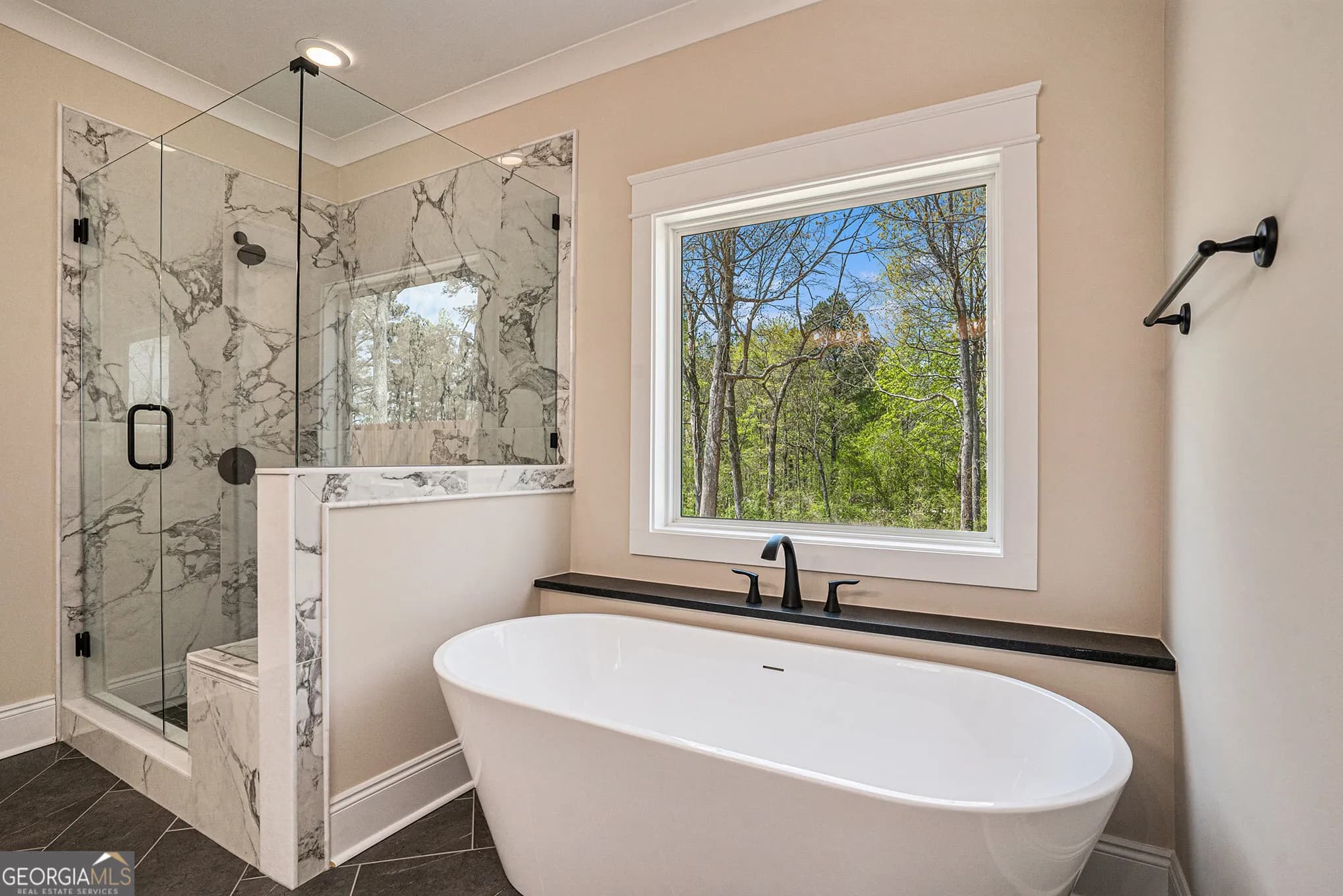 101 Bonnie Lynn Ln — photo 16 of 60