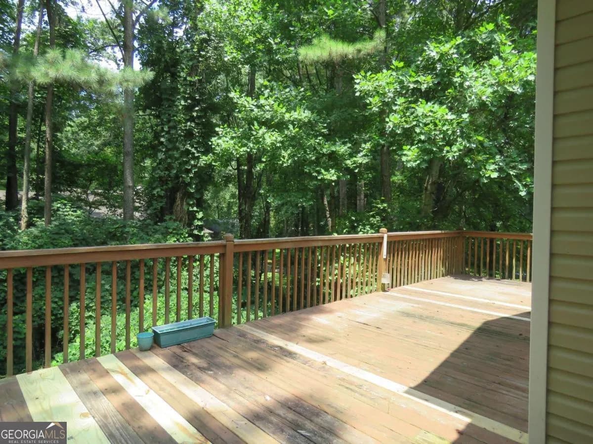 1269 Heritage Dr — photo 17 of 93