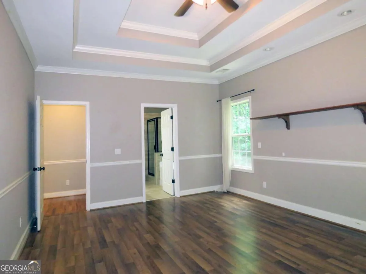 1269 Heritage Dr — photo 15 of 93