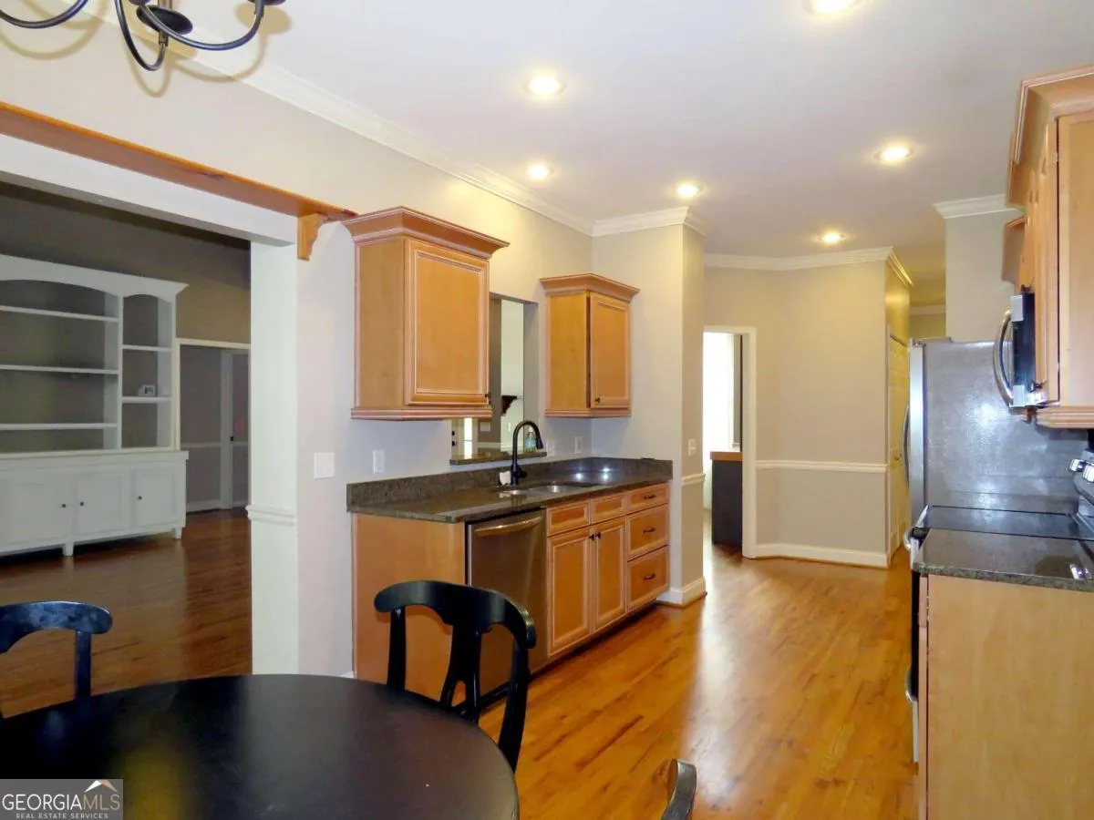 1269 Heritage Dr — photo 5 of 93