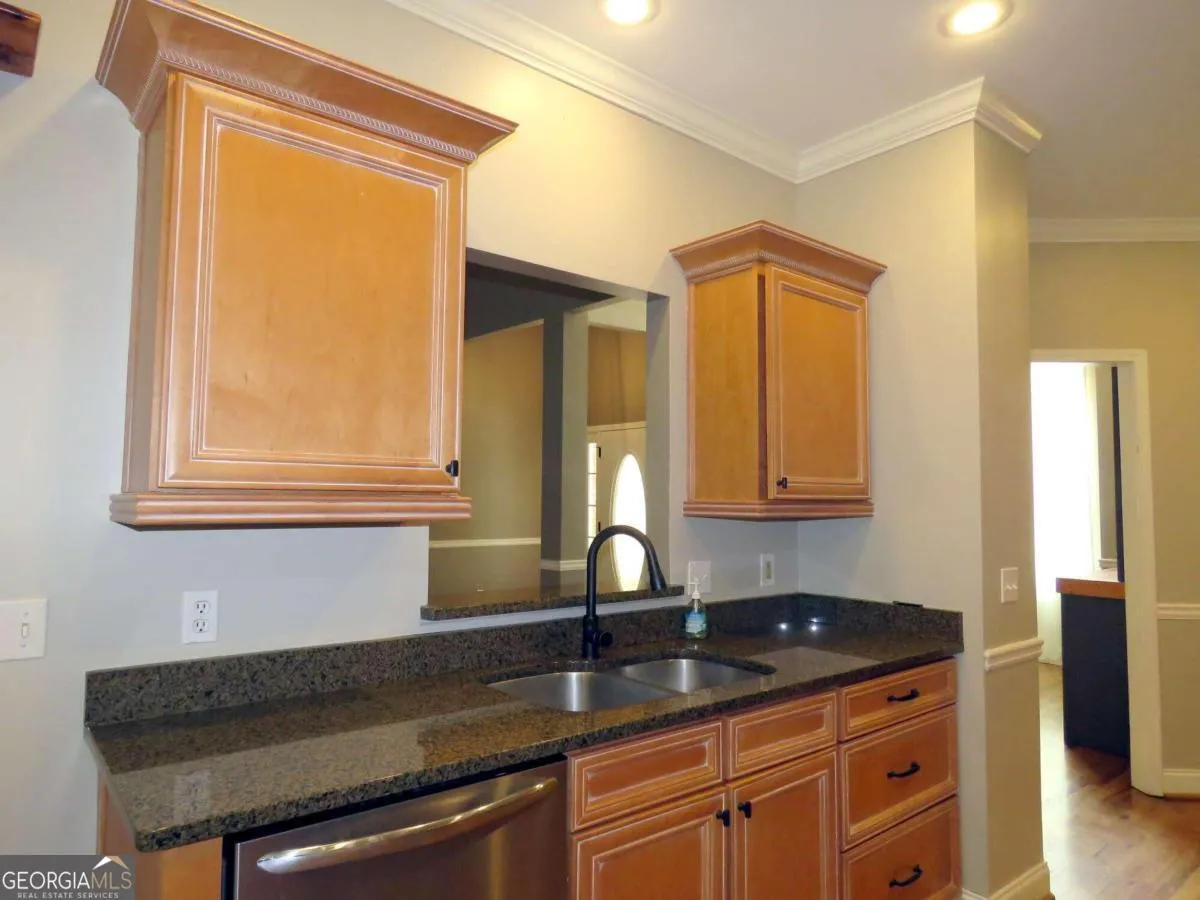 1269 Heritage Dr — photo 6 of 93