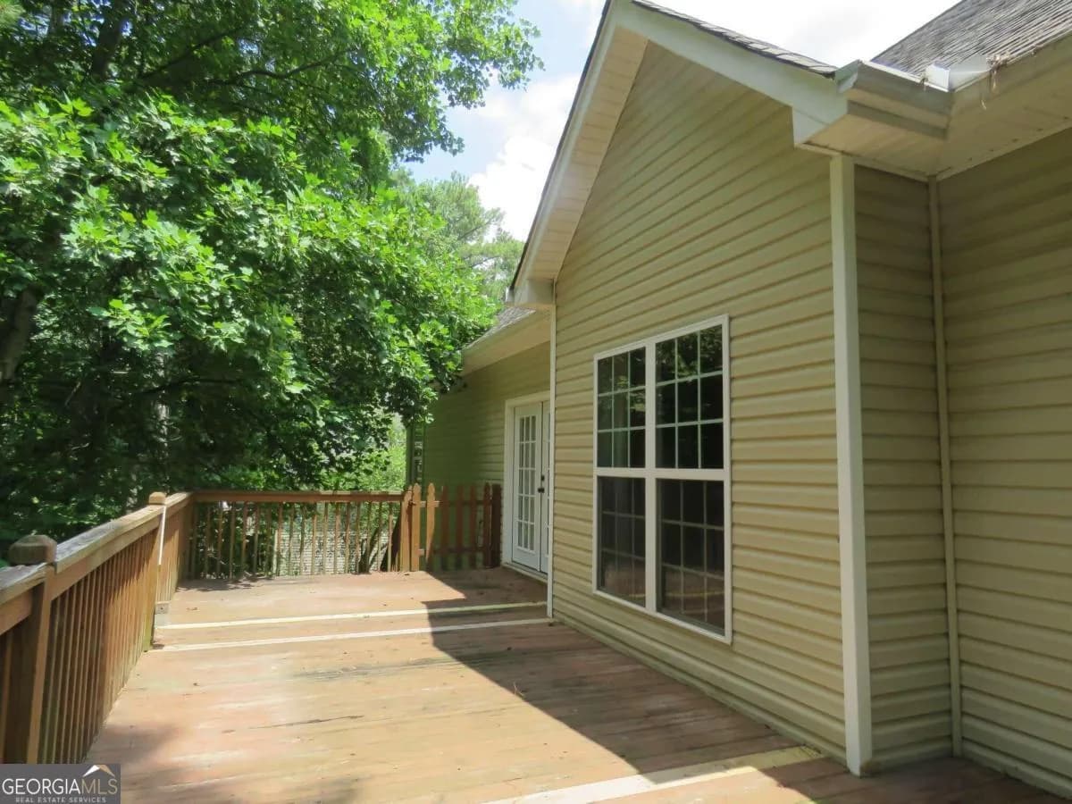 1269 Heritage Dr — photo 19 of 93