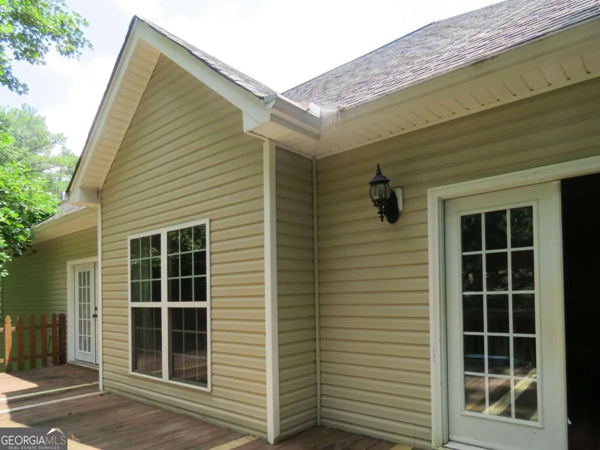 1269 Heritage Dr — photo 20 of 93