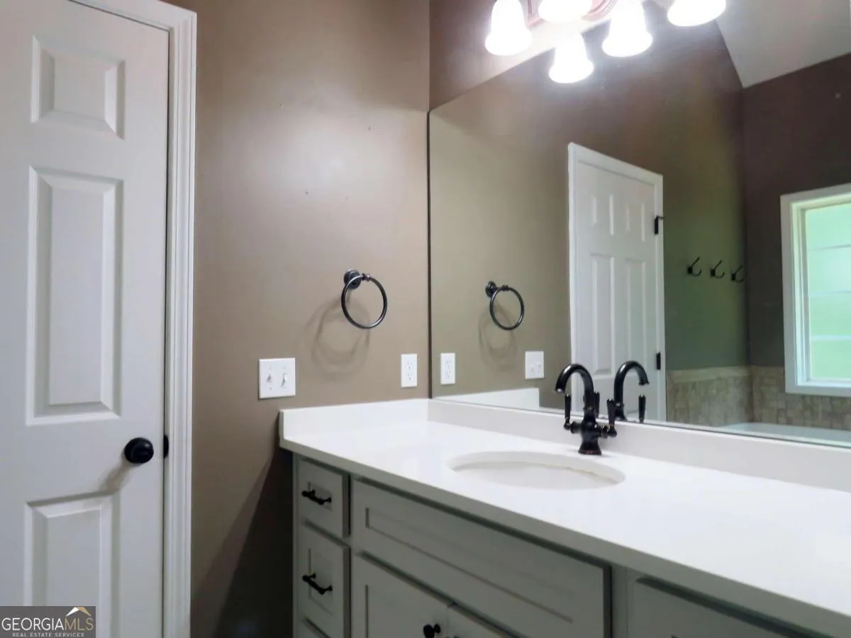 1269 Heritage Dr — photo 30 of 93