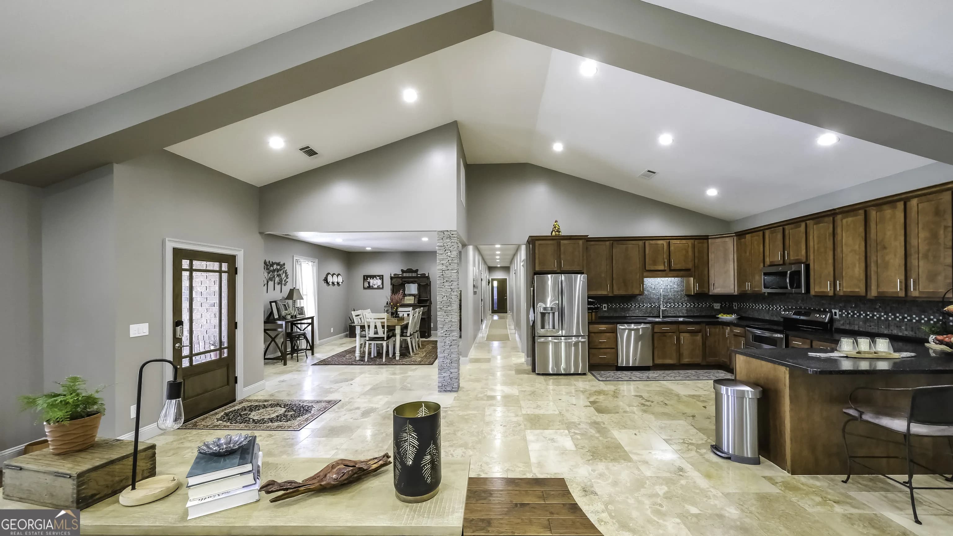 1600 Happy Hollow Rd — photo 16 of 48