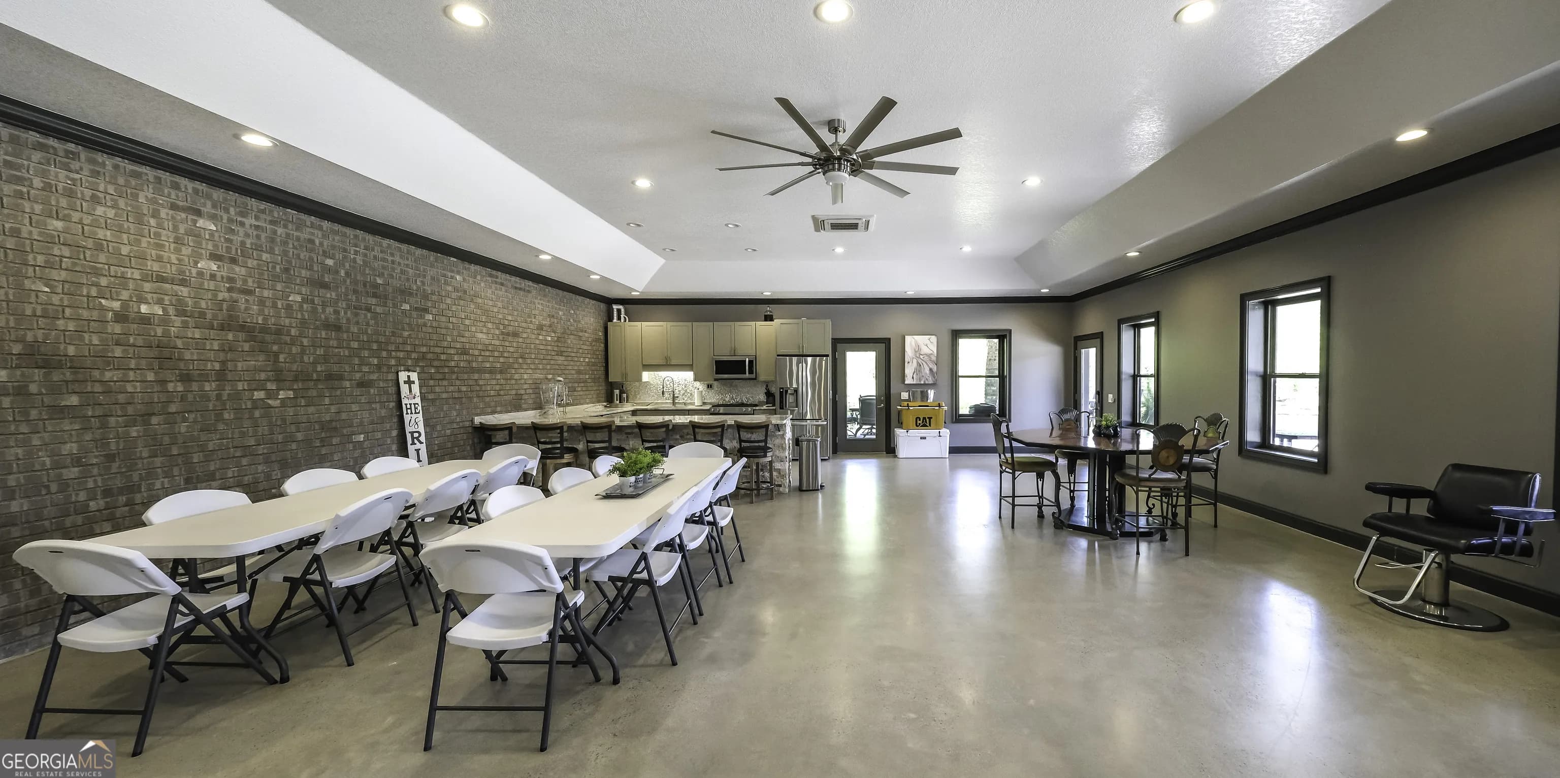 1600 Happy Hollow Rd — photo 40 of 48