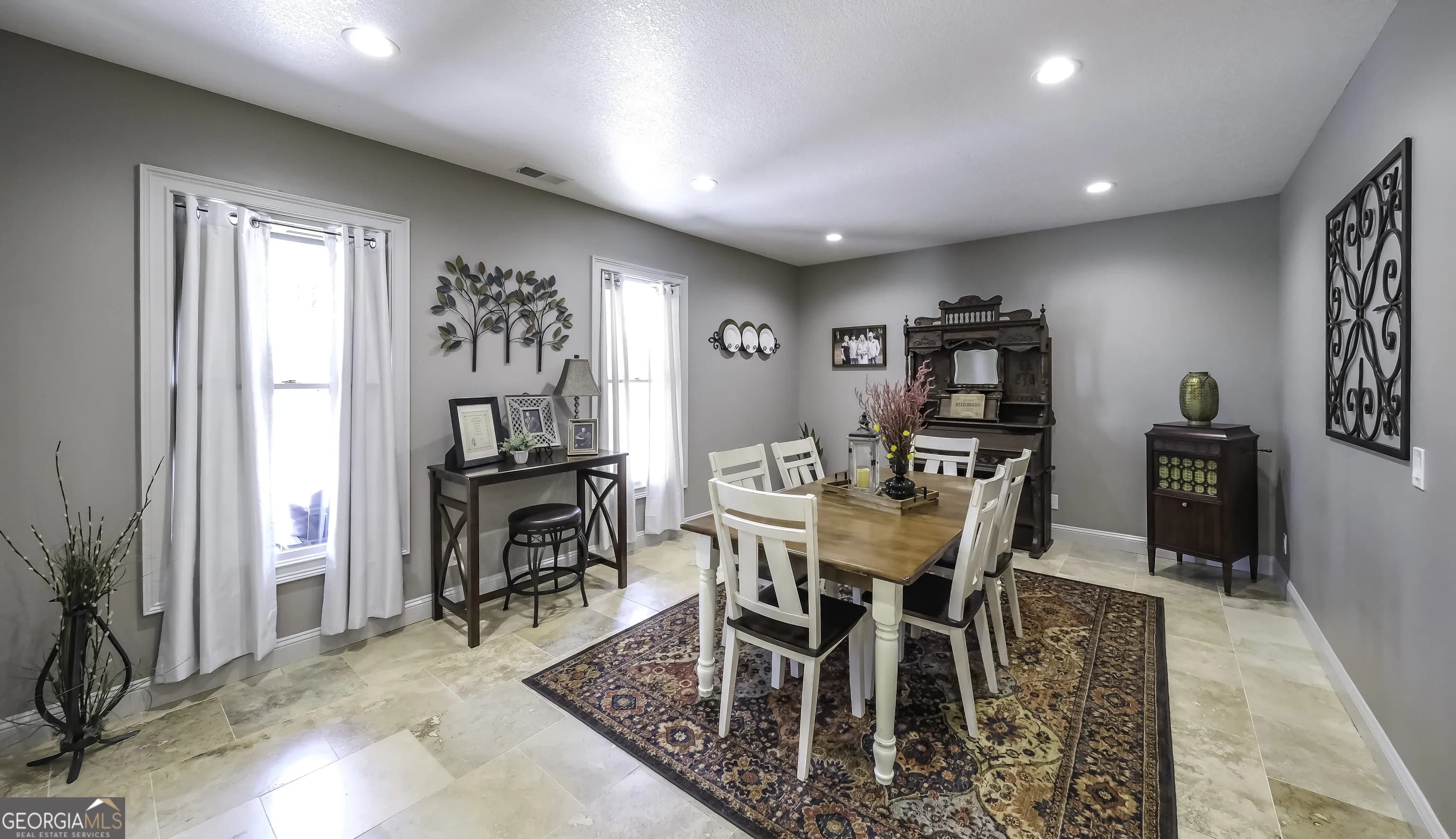 1600 Happy Hollow Rd — photo 44 of 48
