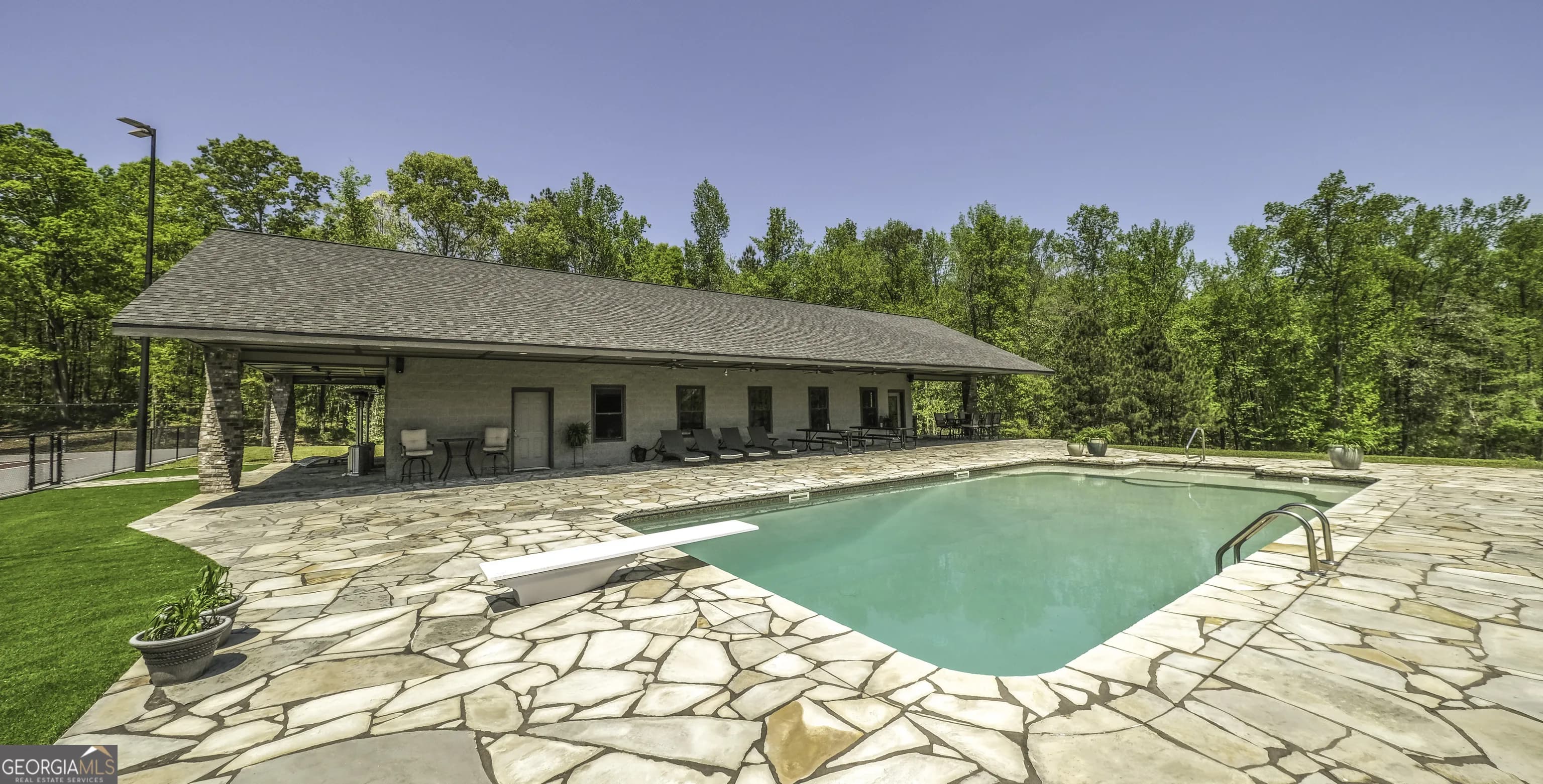 1600 Happy Hollow Rd — photo 36 of 48