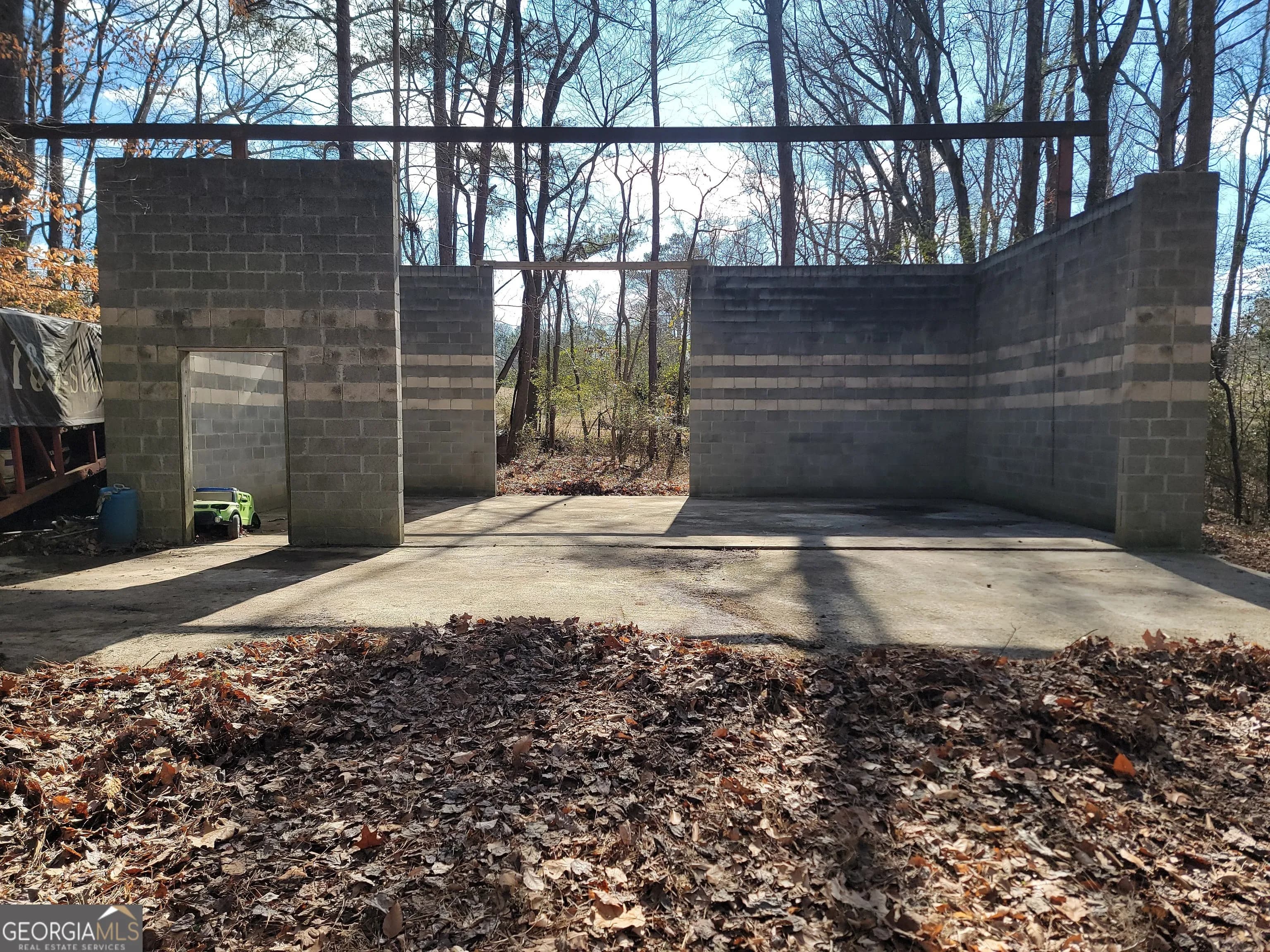 1855 S Flat Rock Rd, Douglasville