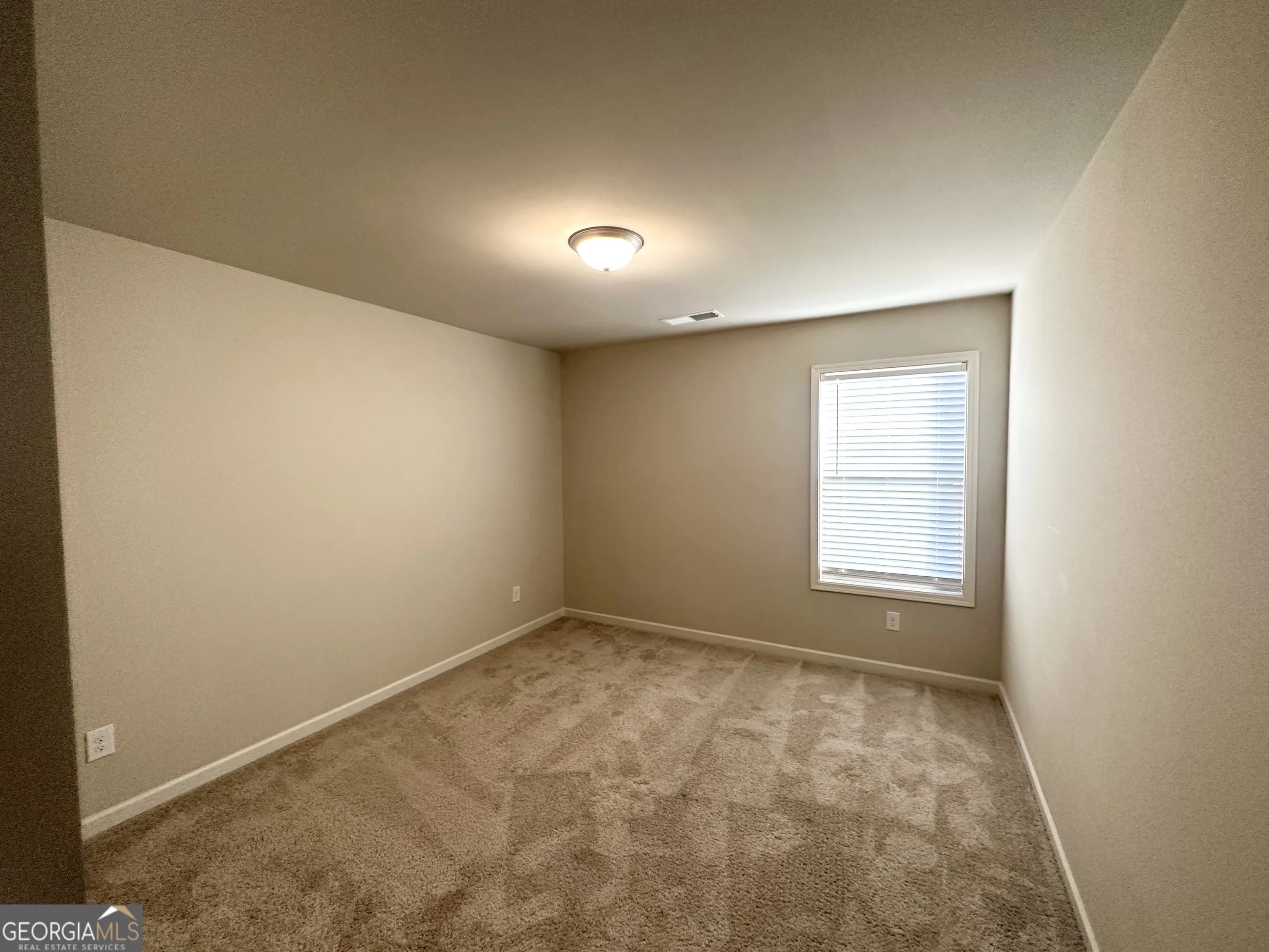 318 Dublin Way — photo 5 of 15