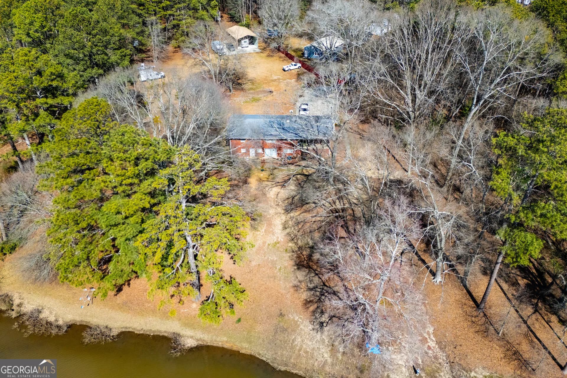 150 Adamson Dr — photo 2 of 25
