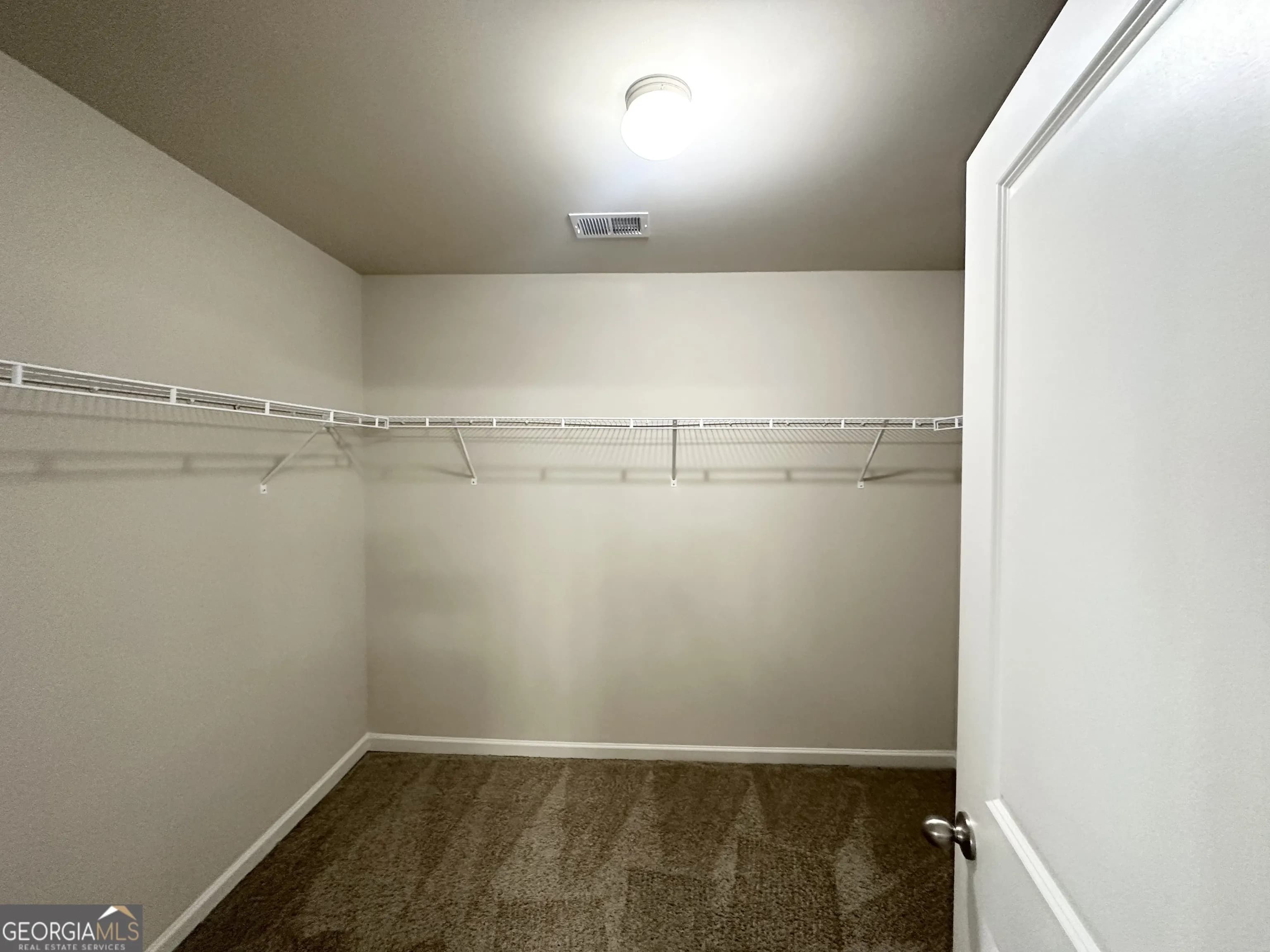 35 Donegal Ct — photo 8 of 17