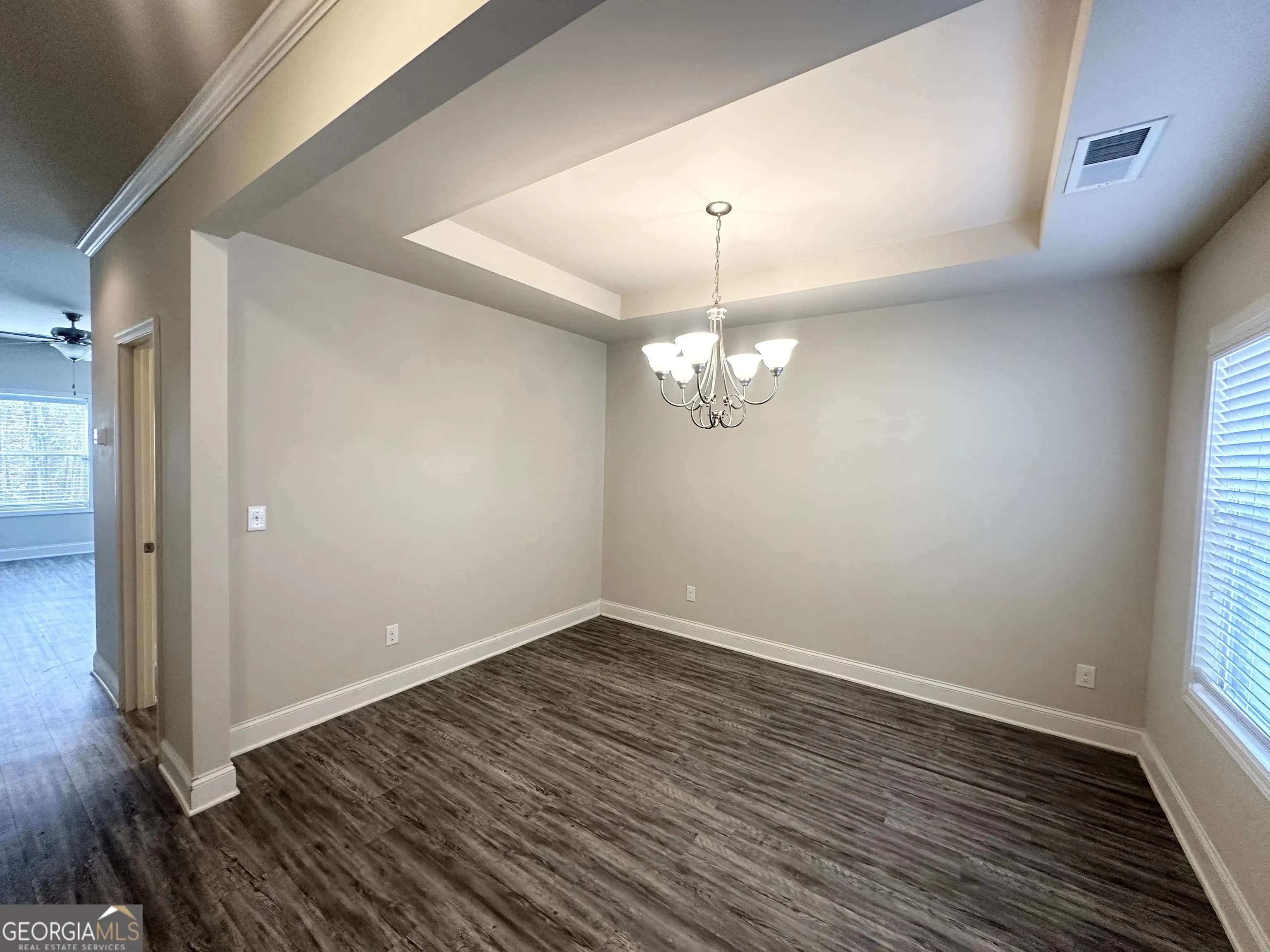 35 Donegal Ct — photo 11 of 17
