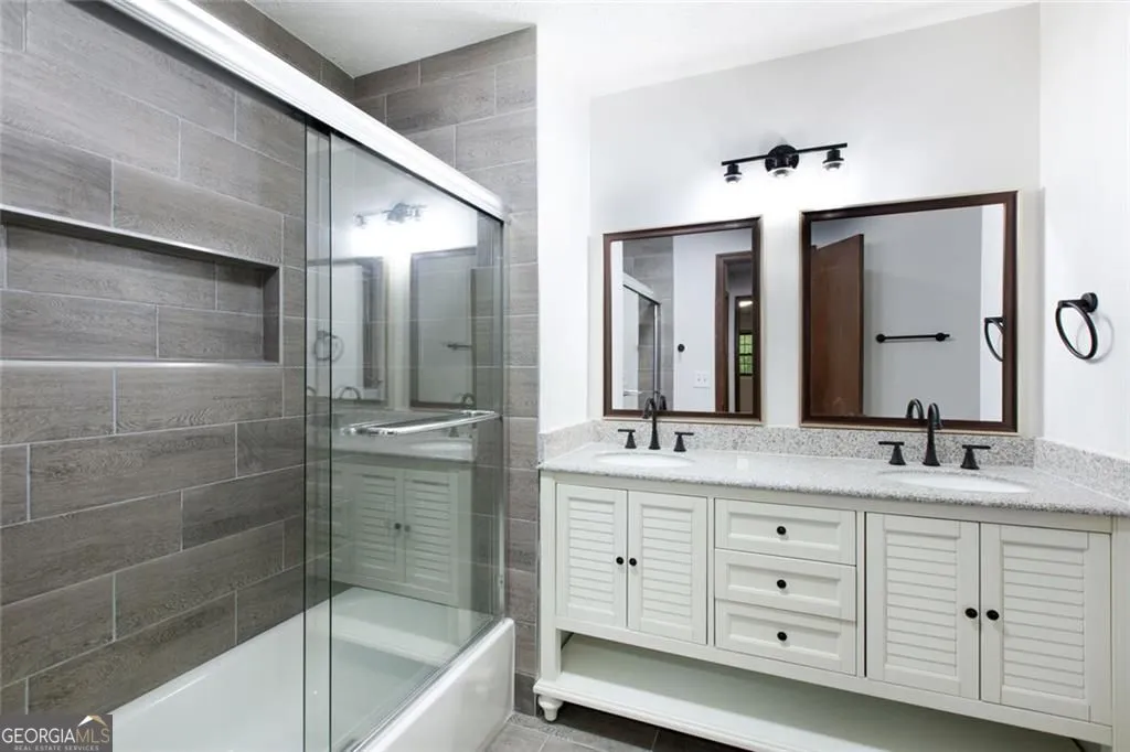 6464 Westerly Way — photo 4 of 40