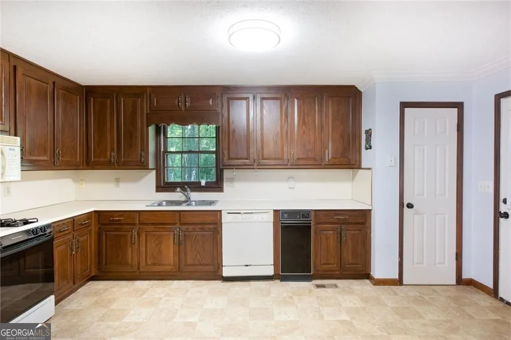 6464 Westerly Way — photo 37 of 40