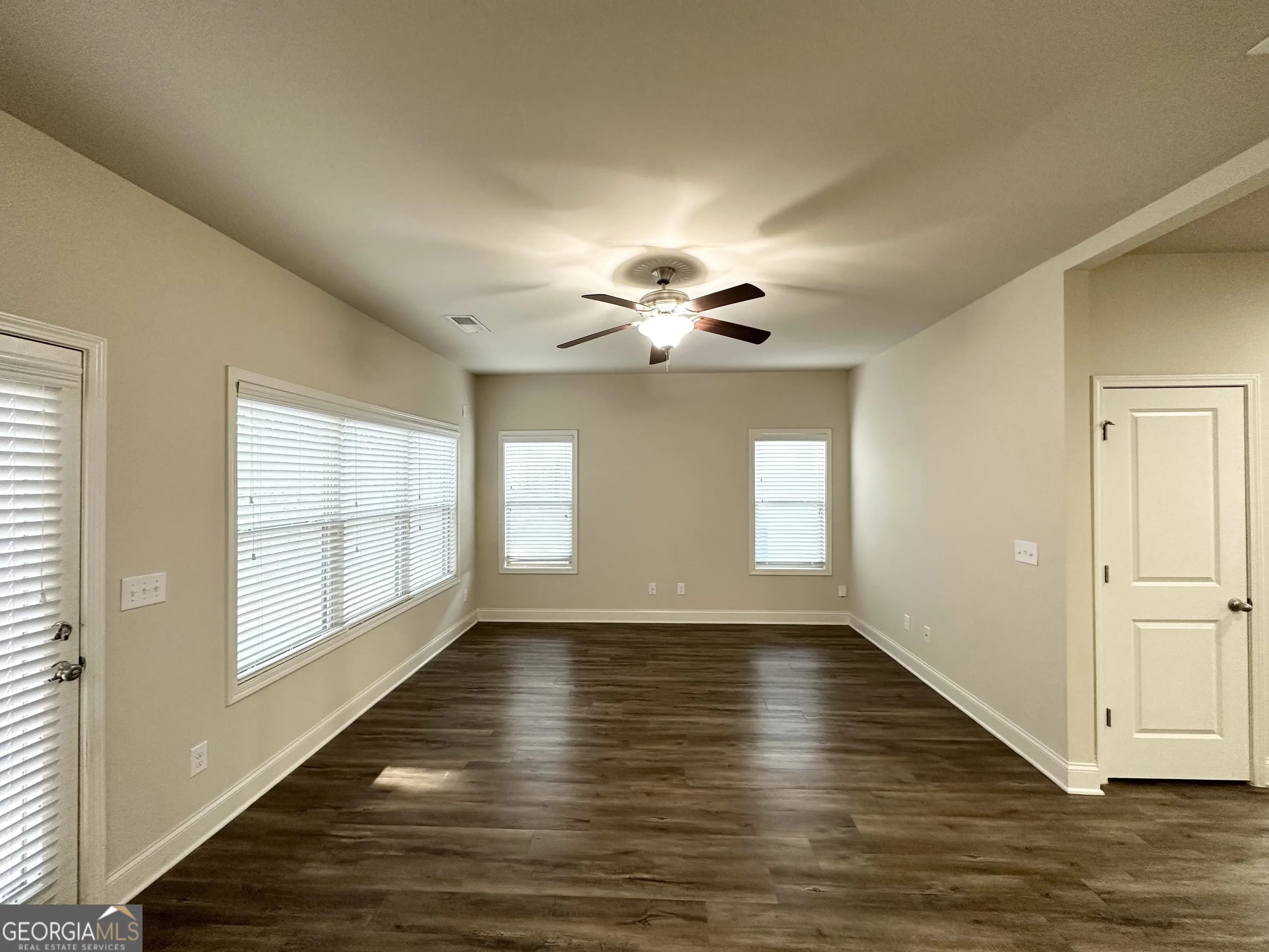 384 Dublin Way — photo 3 of 24