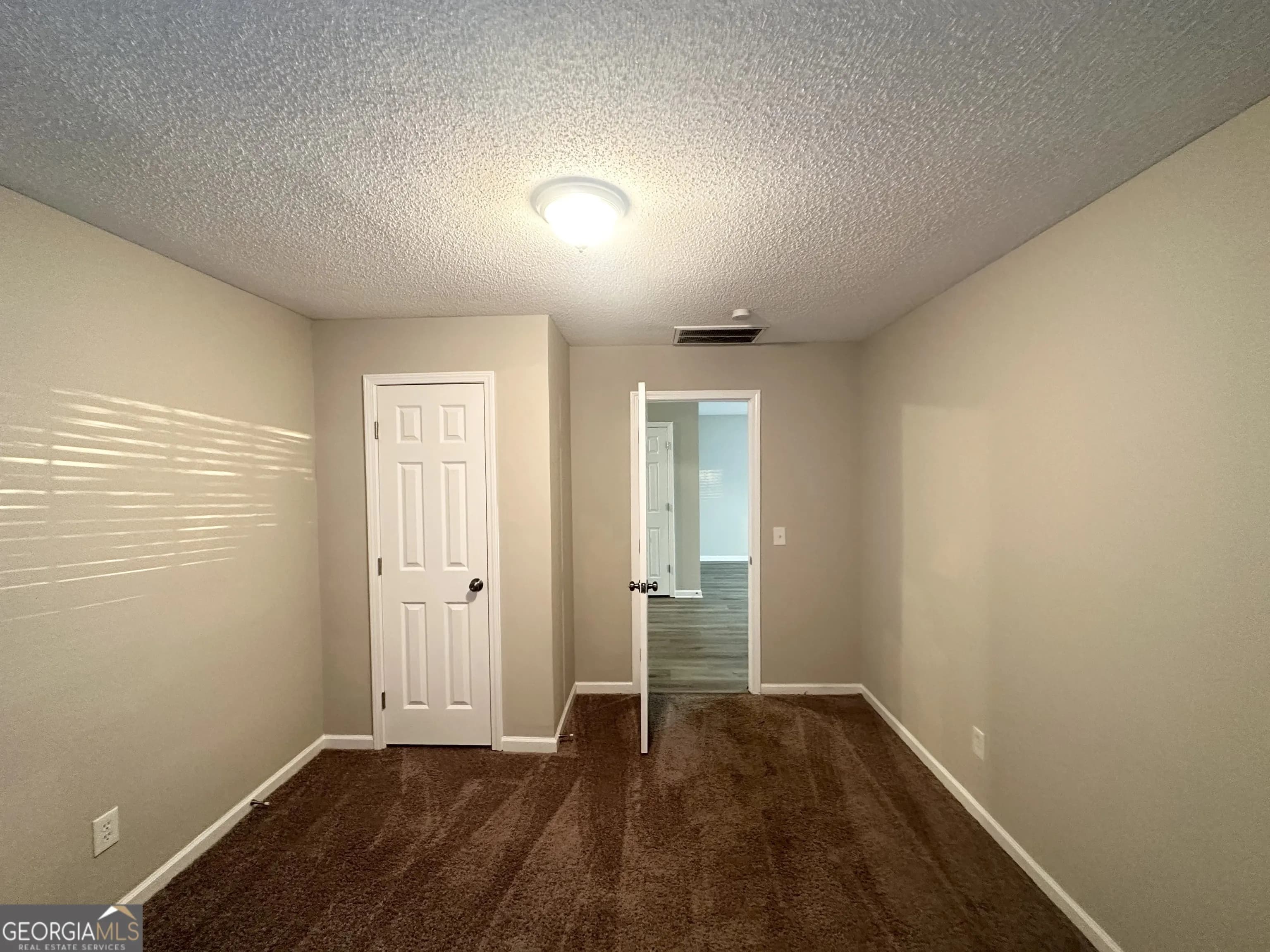 2940 Highland Hill Pkwy — photo 14 of 22