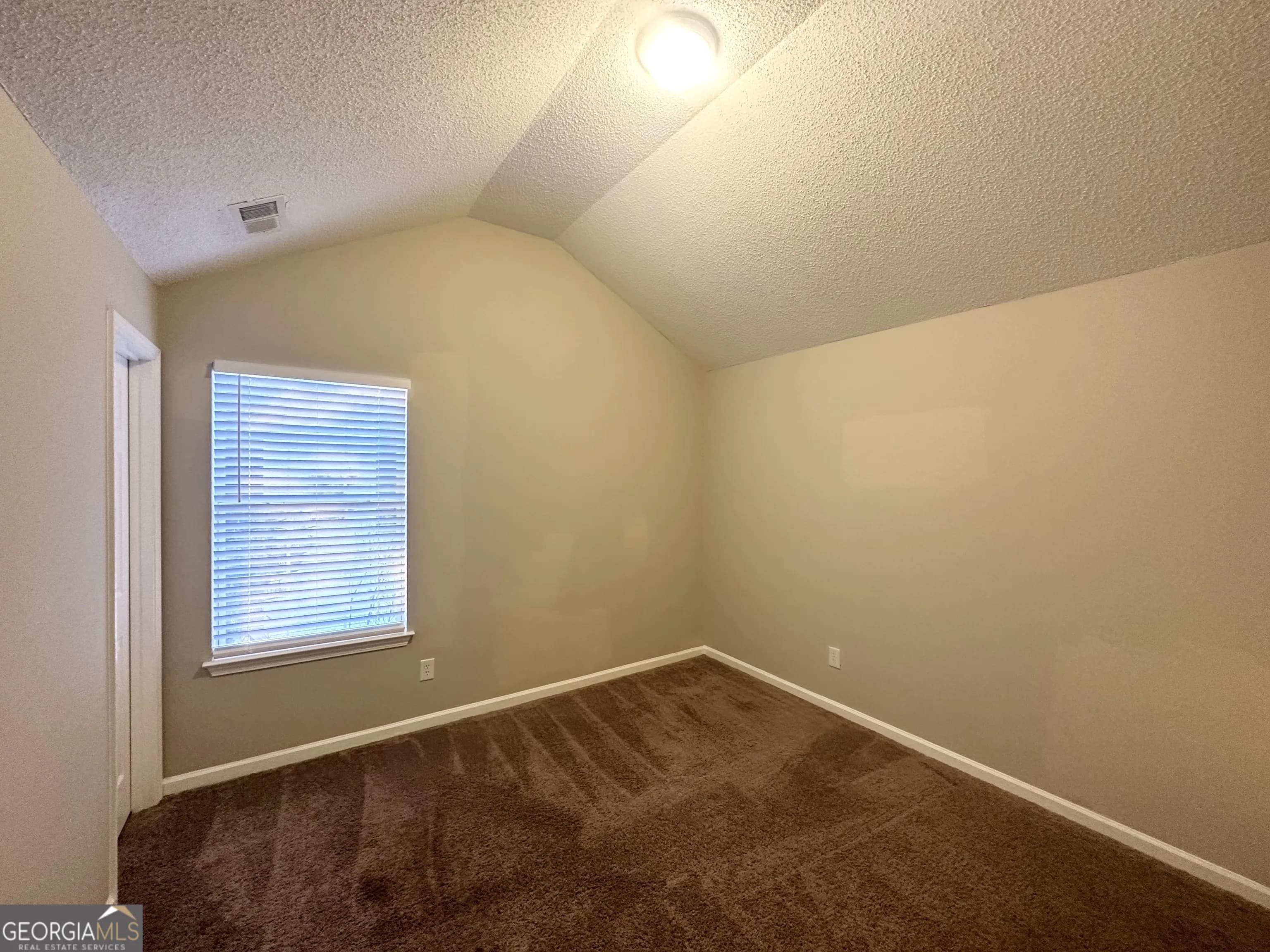 2940 Highland Hill Pkwy — photo 5 of 22