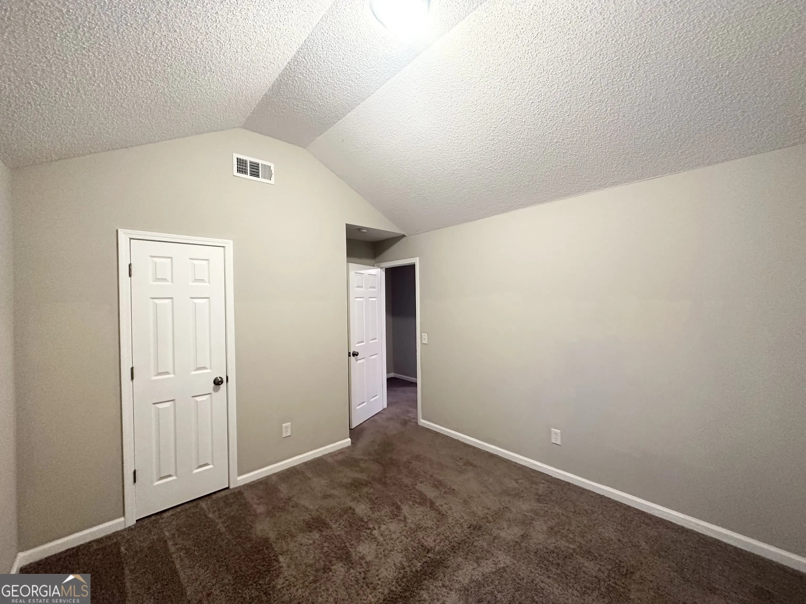 2940 Highland Hill Pkwy — photo 10 of 22