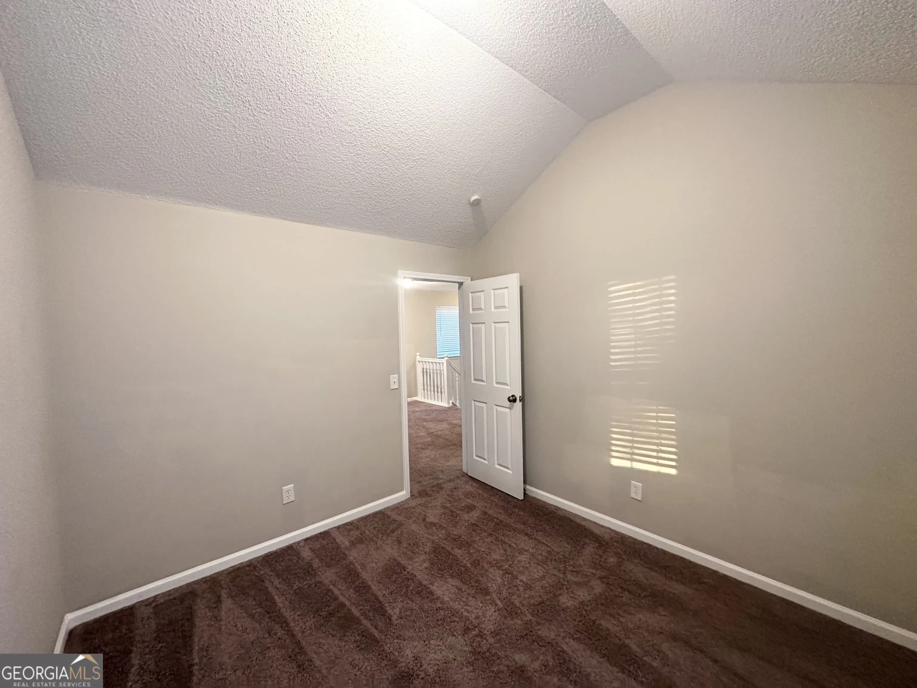 2940 Highland Hill Pkwy — photo 8 of 22