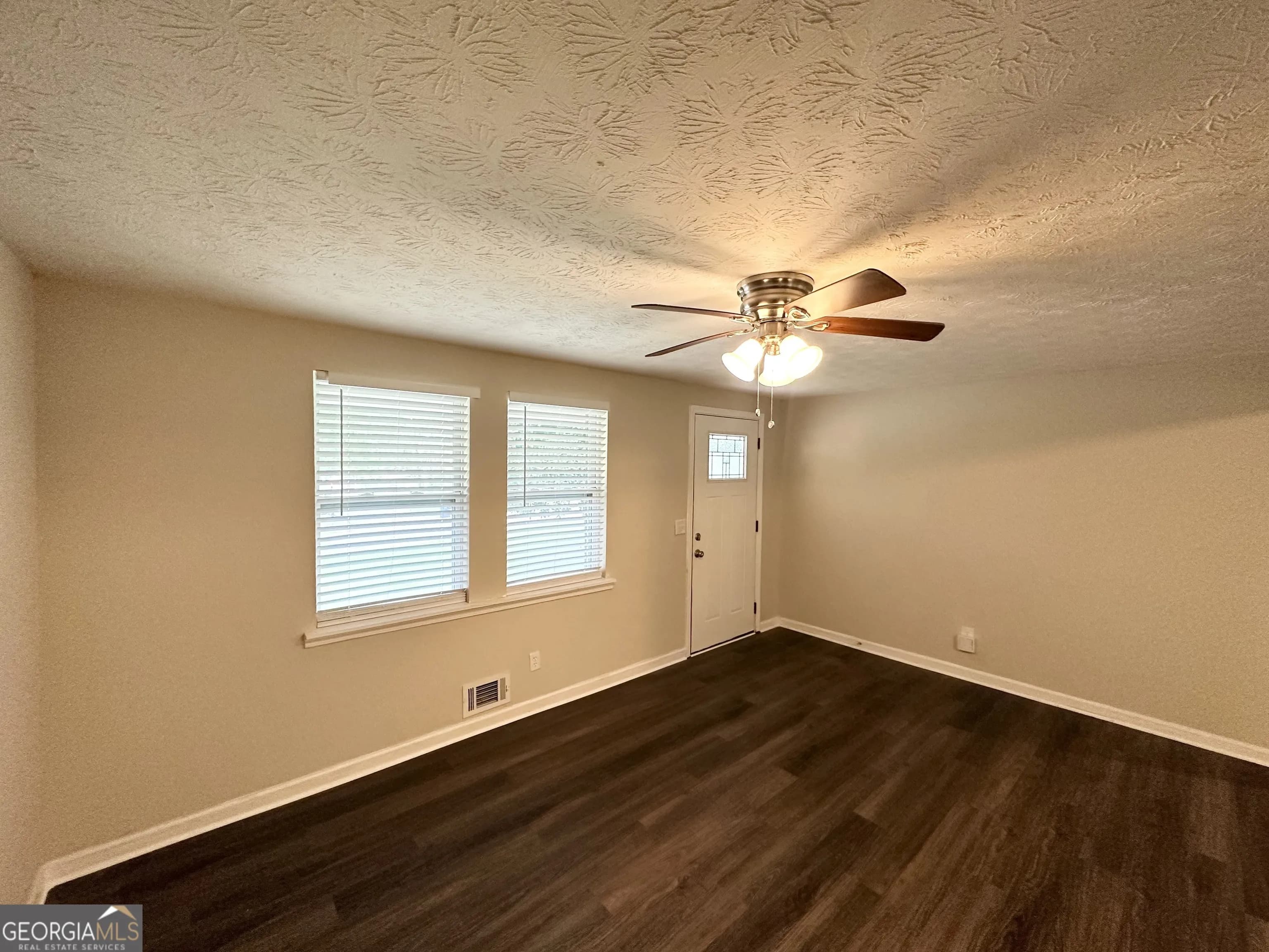 6026 S Bear Dr — photo 8 of 15