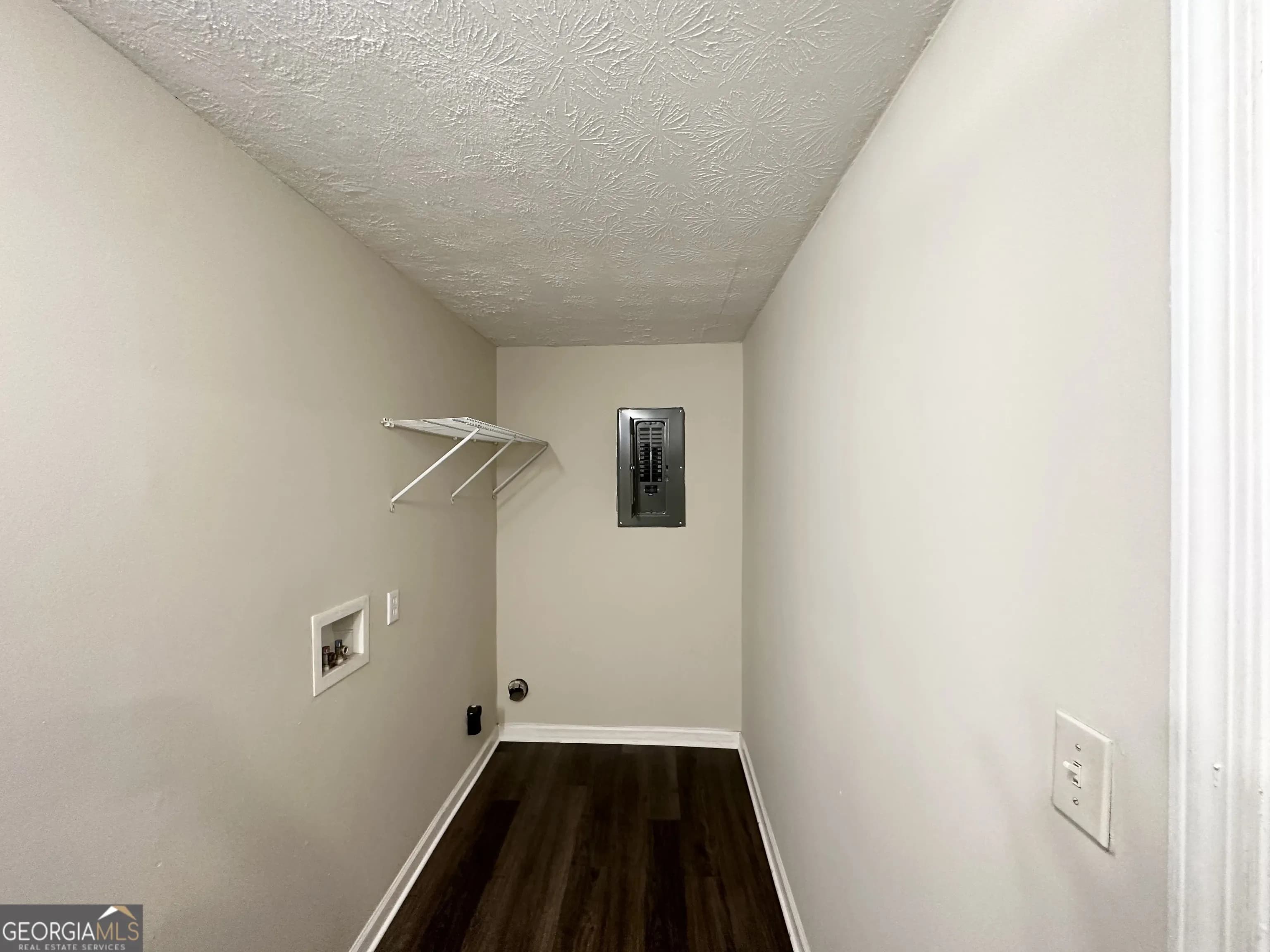 6026 S Bear Dr — photo 5 of 15
