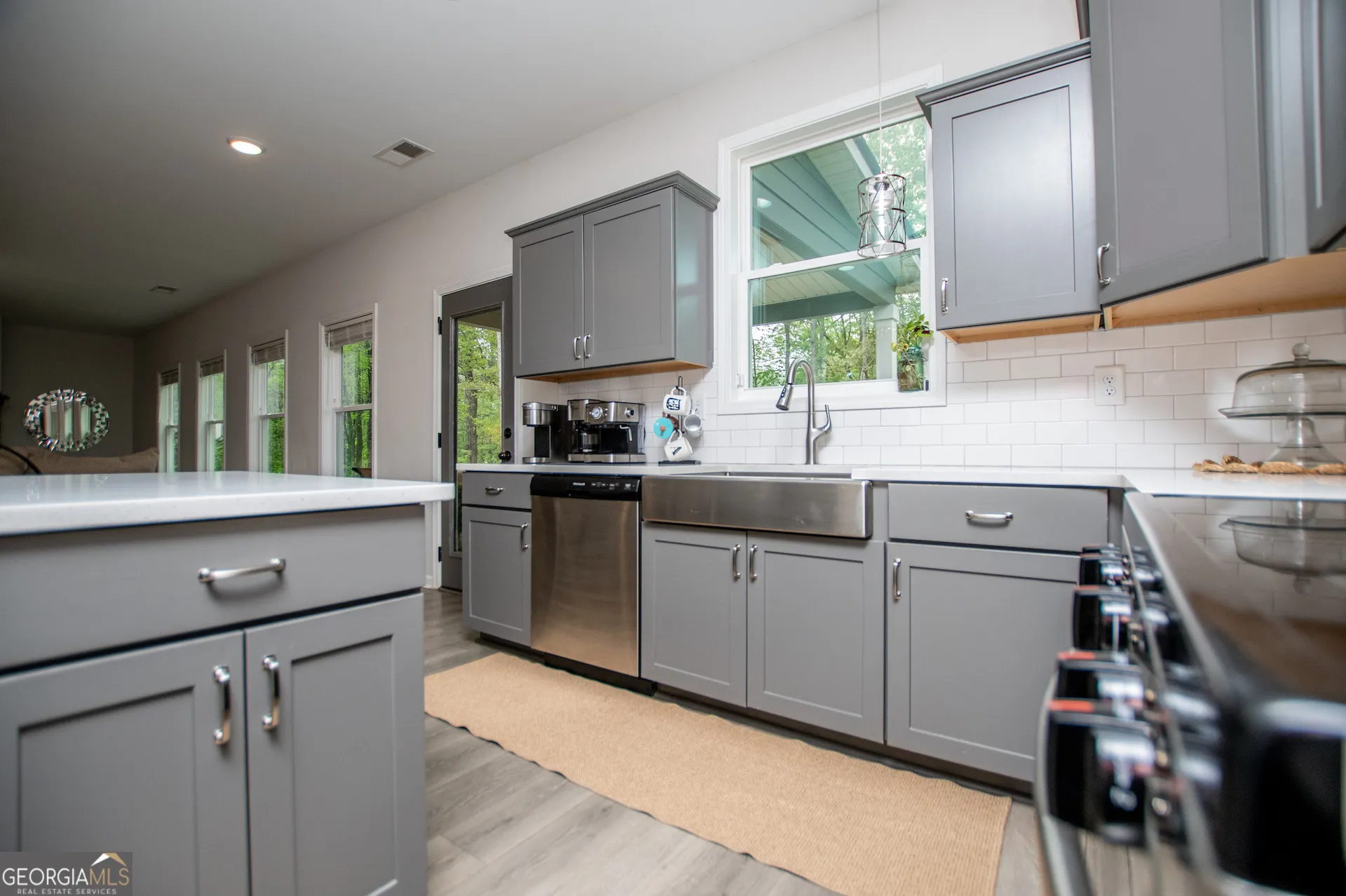 405 Adler Pt — photo 17 of 57