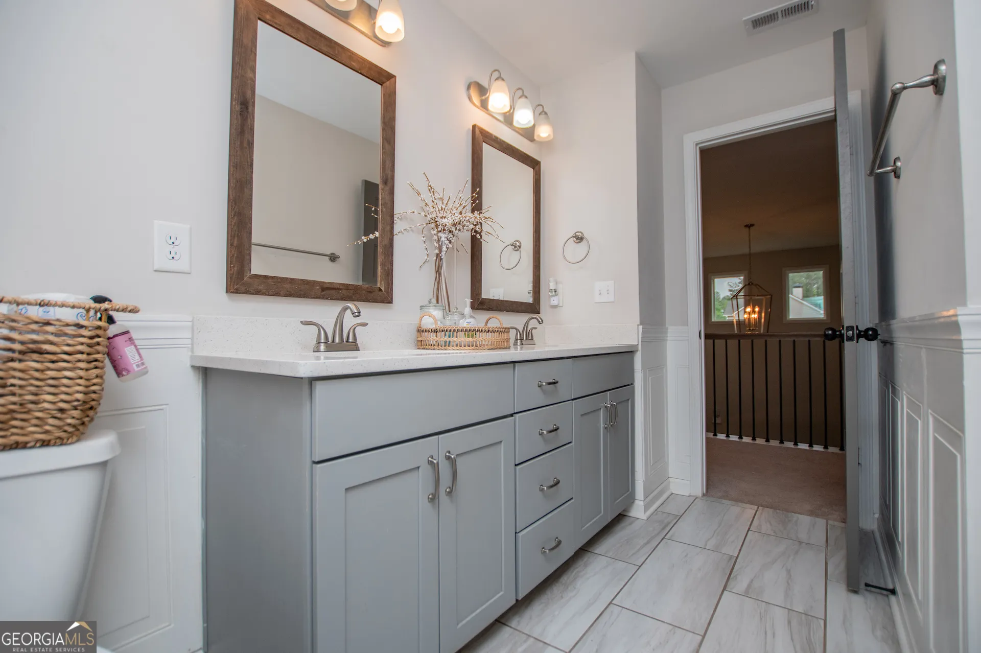 405 Adler Pt — photo 33 of 57