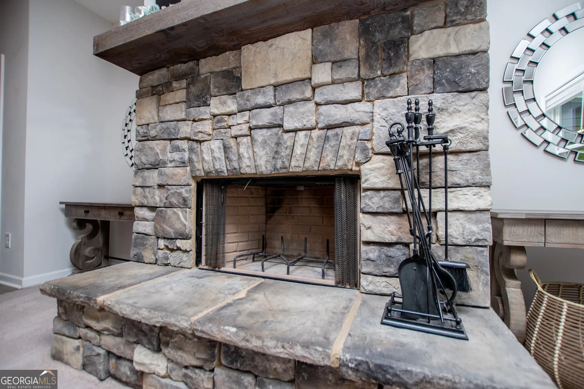 405 Adler Pt — photo 10 of 57