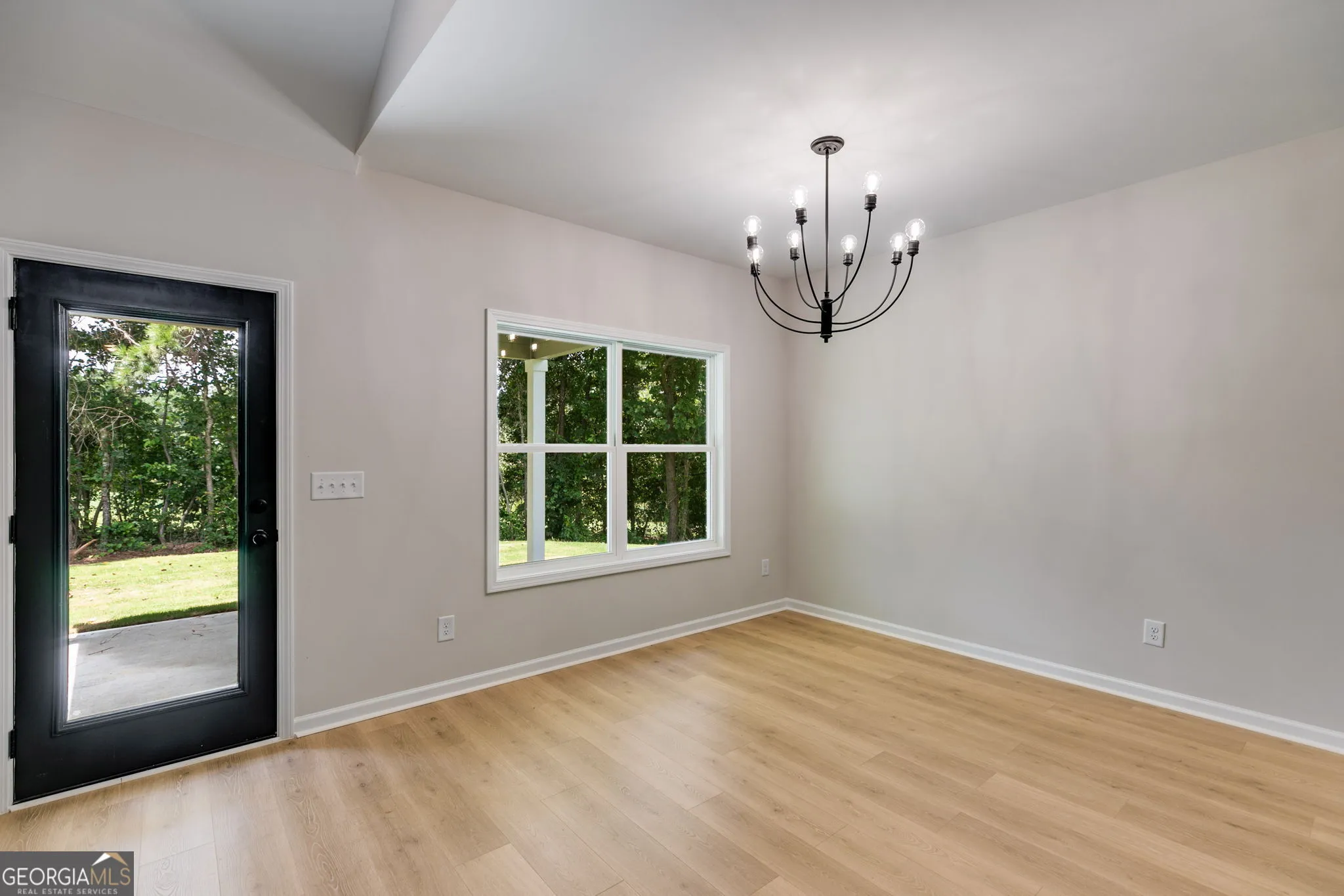 10 Avery Rd — photo 8 of 46