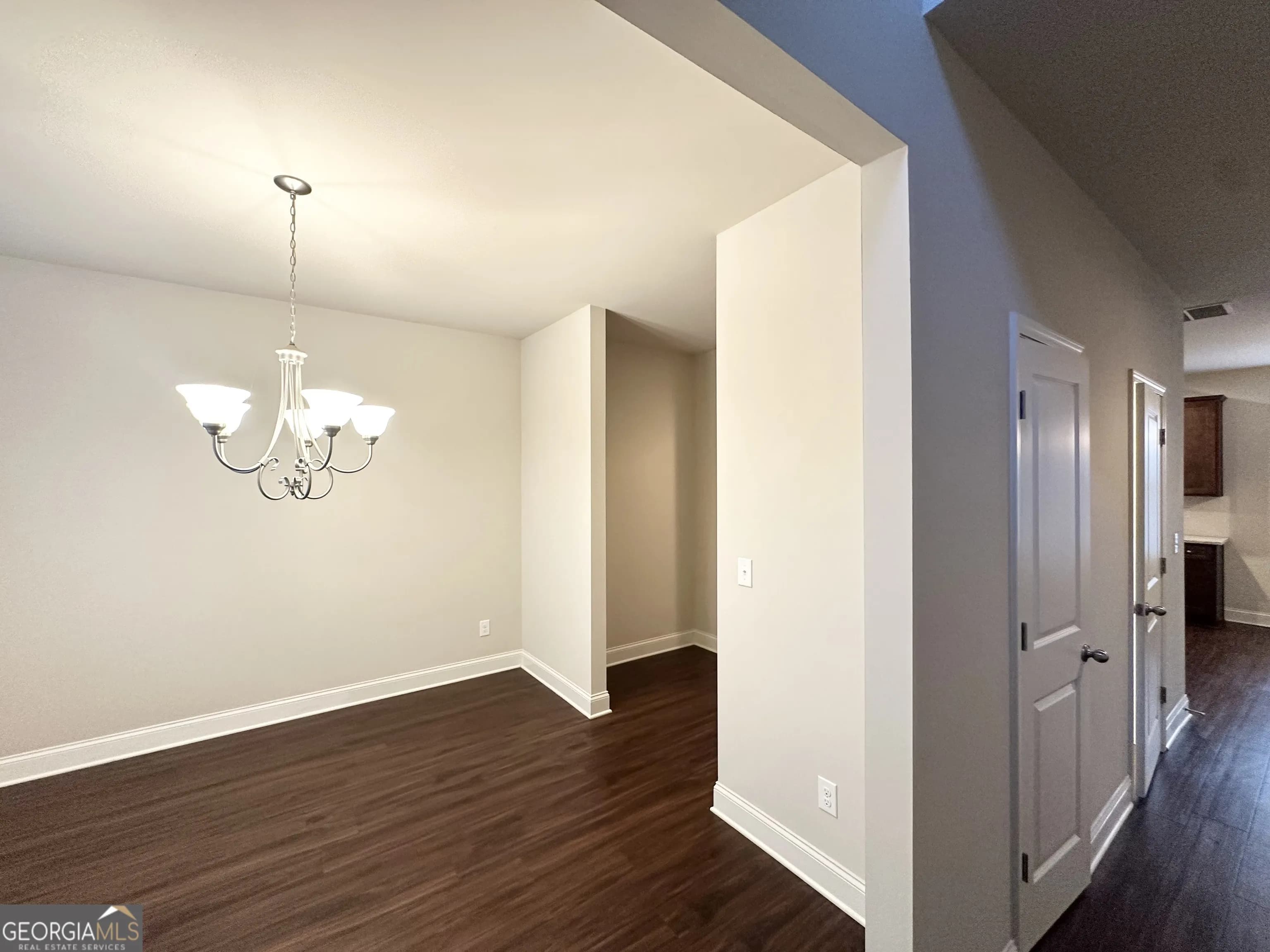 138 Donegal Way — photo 2 of 13