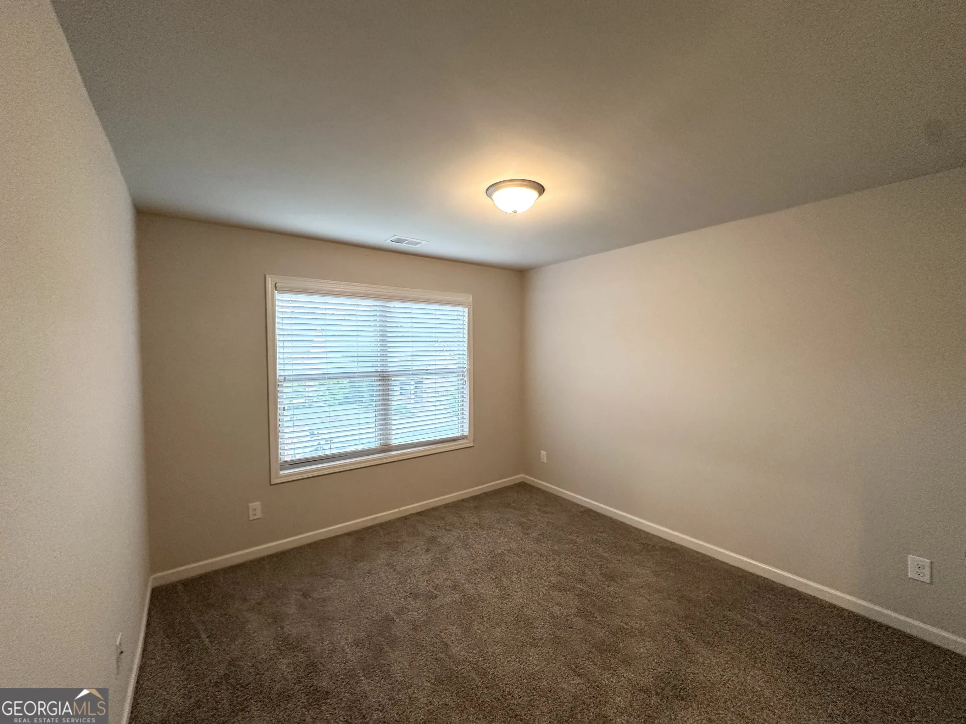 138 Donegal Way — photo 3 of 13