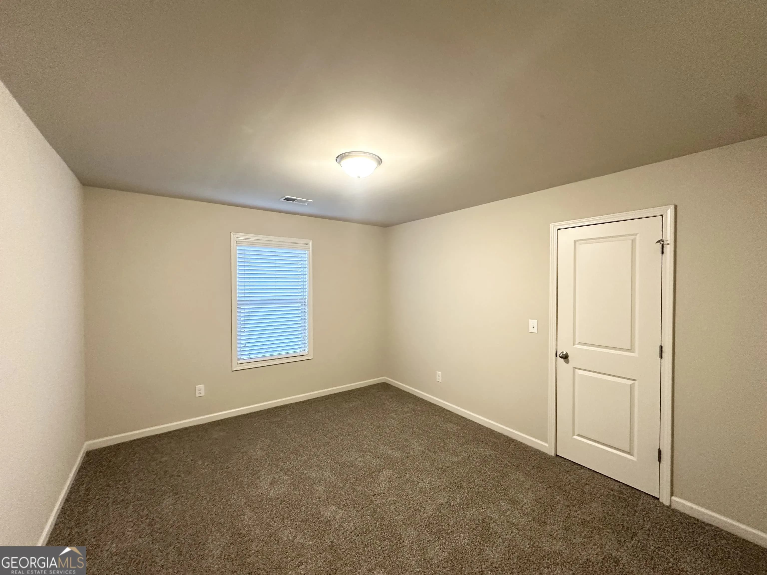 138 Donegal Way — photo 4 of 13