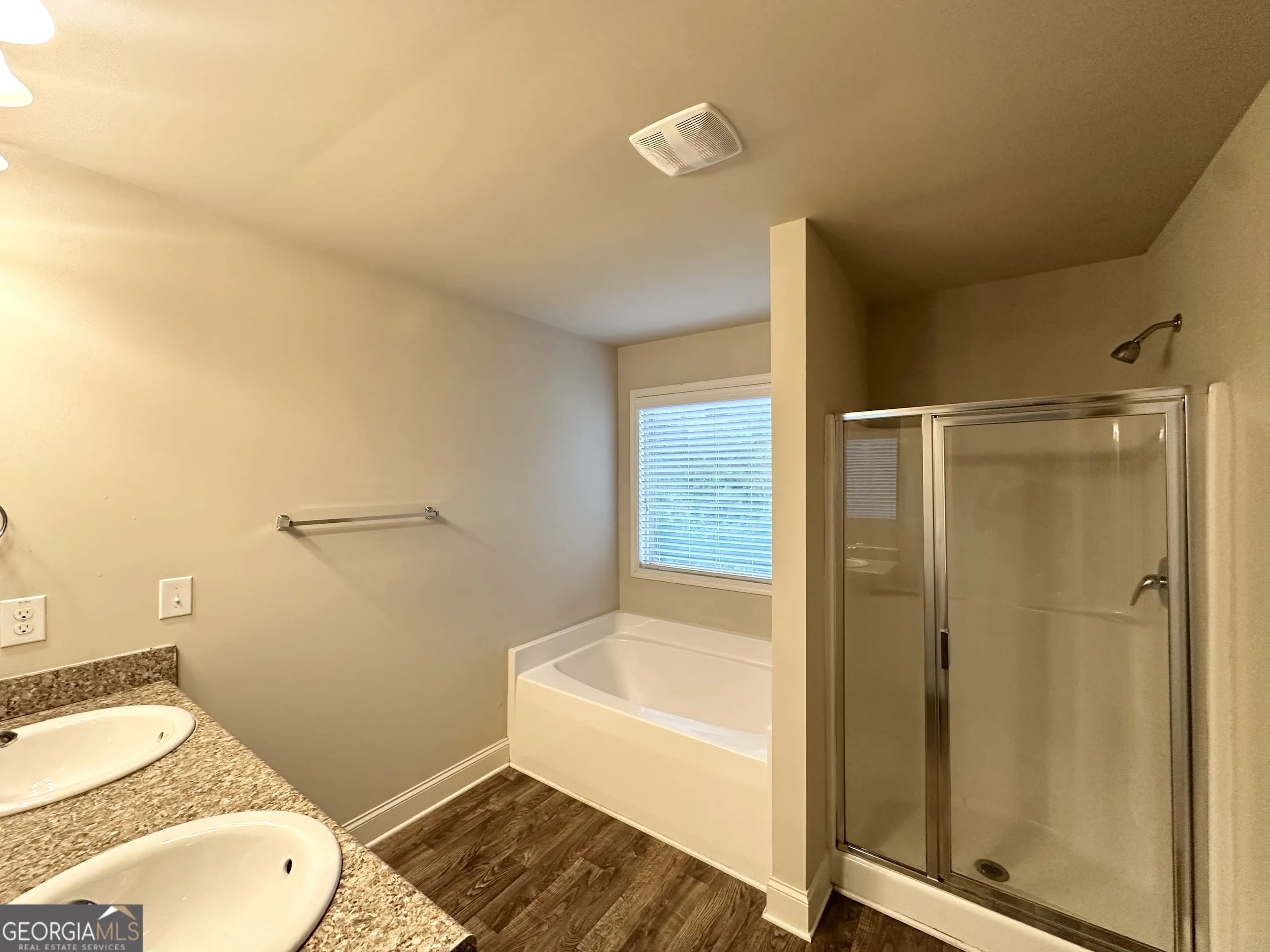 138 Donegal Way — photo 11 of 13