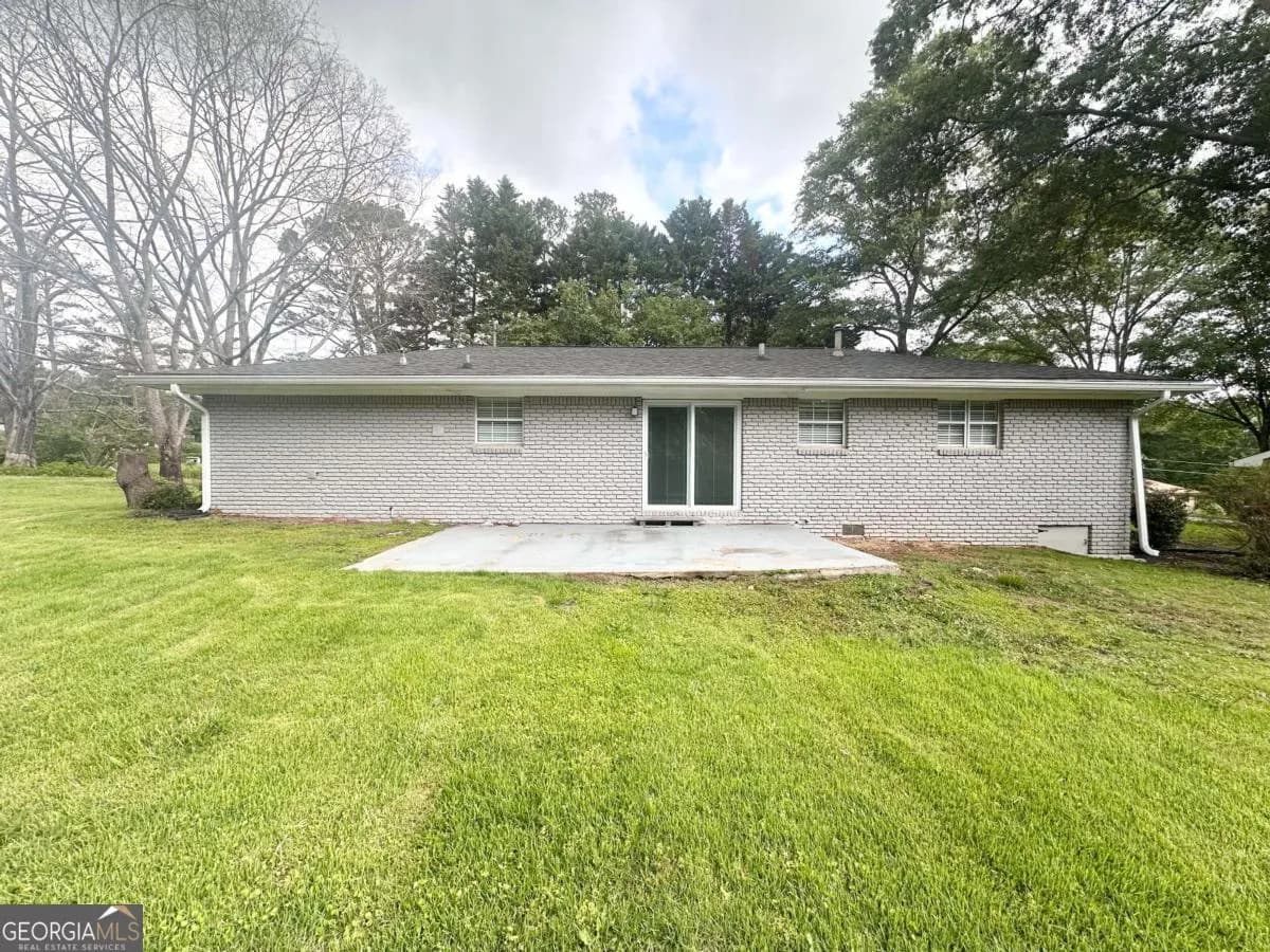 3948 Regent St — photo 11 of 19