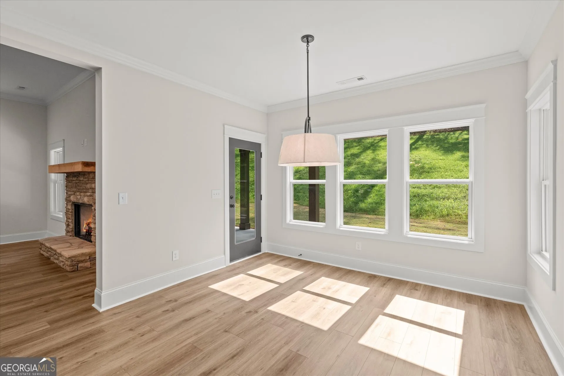 133 West Lake Blvd — photo 8 of 41
