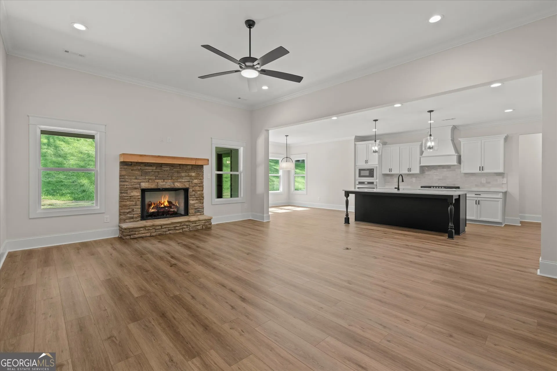 133 West Lake Blvd — photo 4 of 41