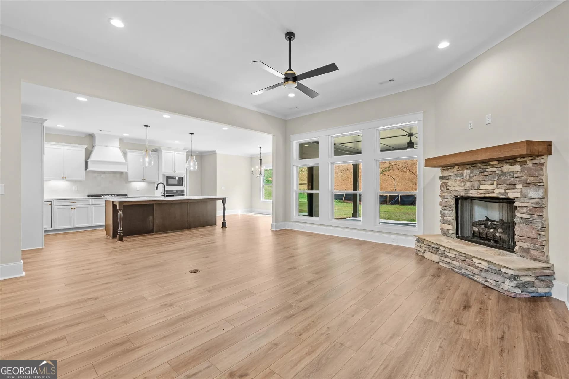 161 West Lake Blvd — photo 5 of 56