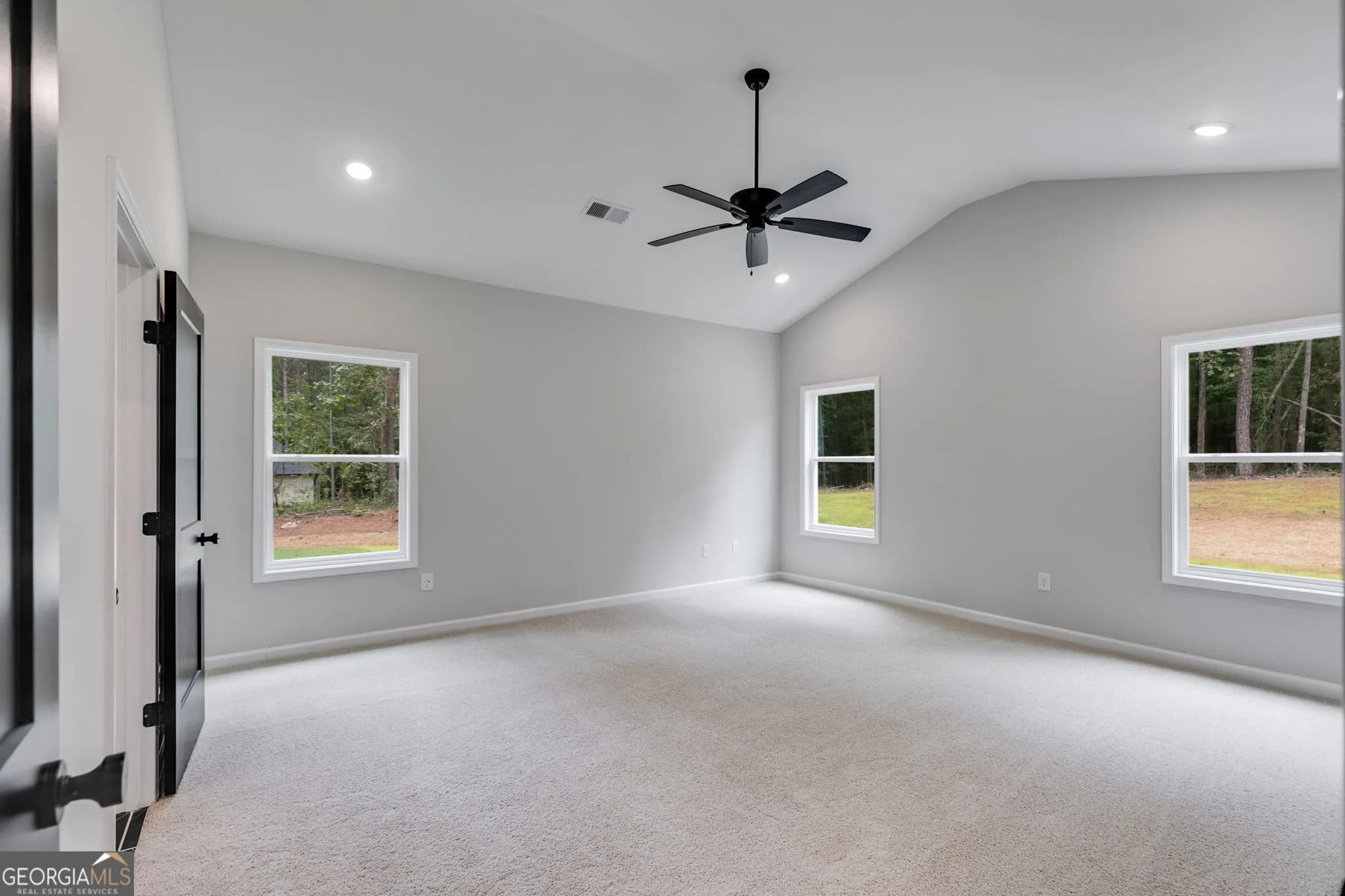 92 Liberty Station Dr — photo 15 of 51