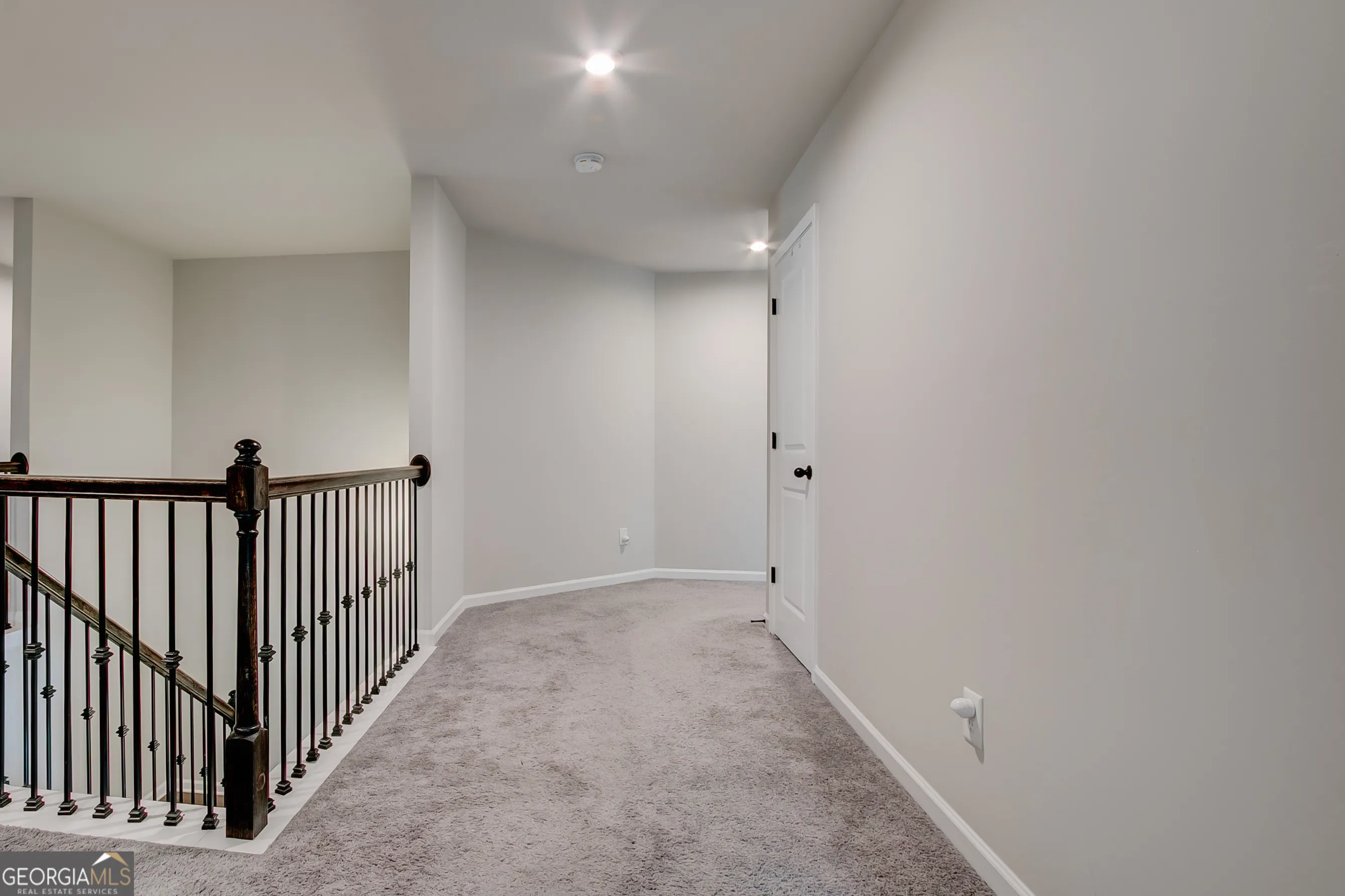 3675 Brookhollow Dr — photo 44 of 55