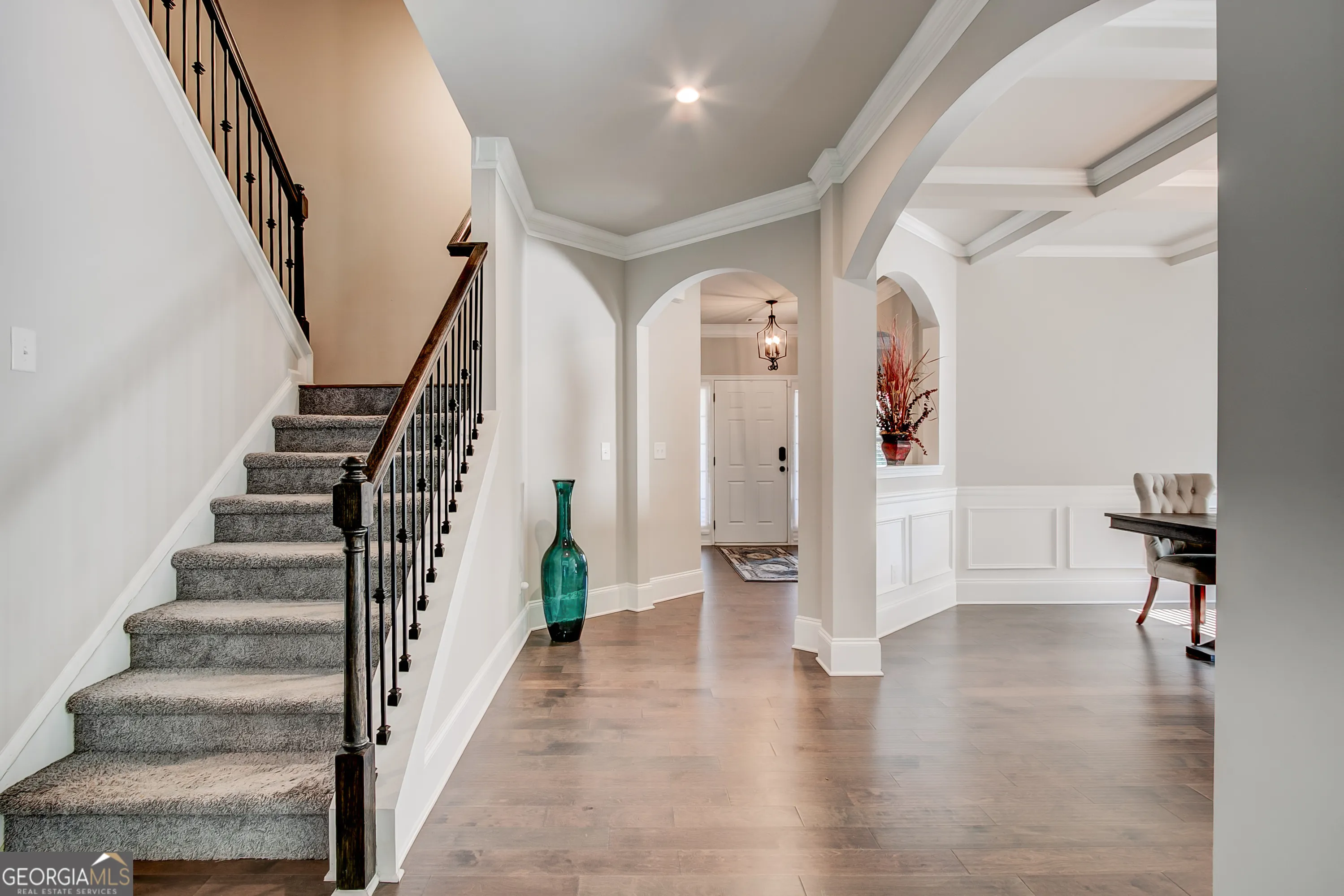 3675 Brookhollow Dr — photo 18 of 55