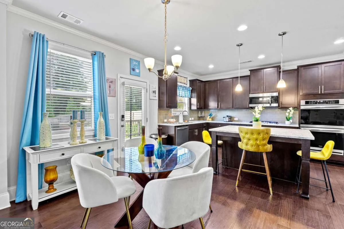 108 Fountain Oak — photo 44 of 45