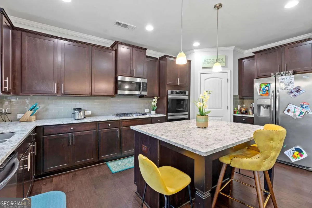 108 Fountain Oak — photo 43 of 45