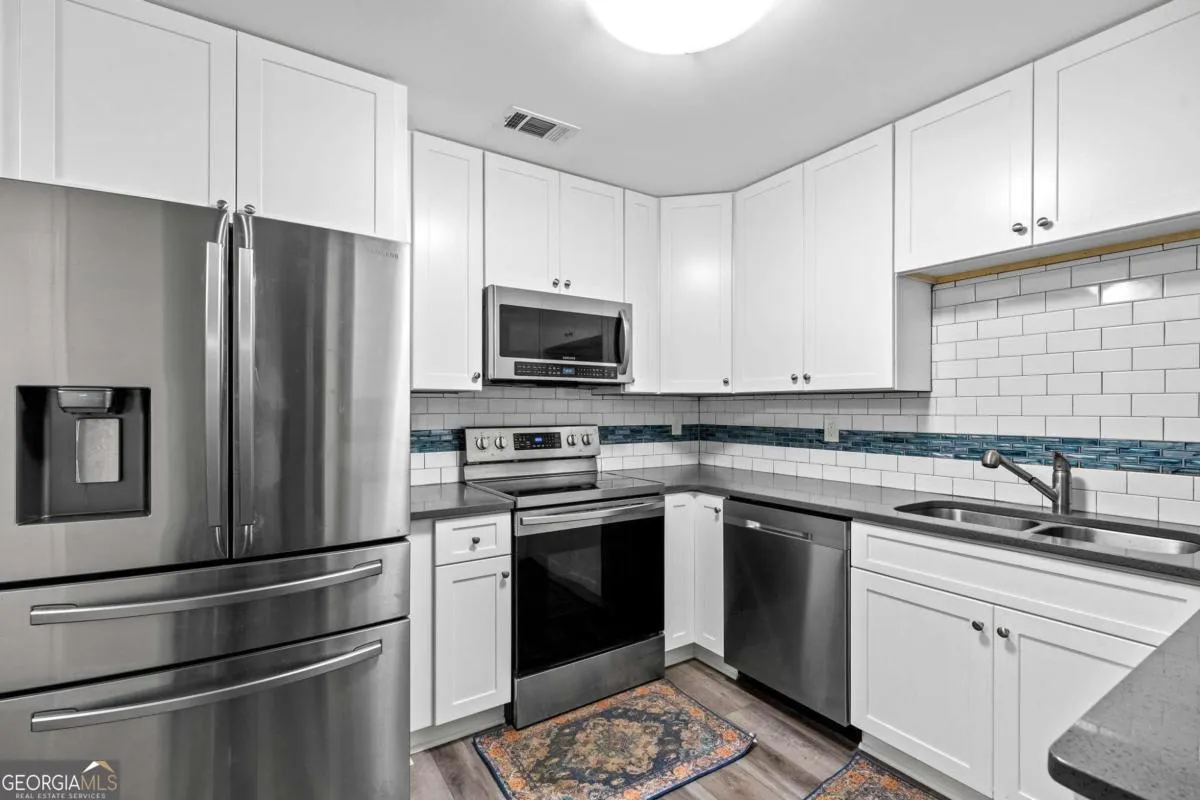 108 Fountain Oak — photo 28 of 45