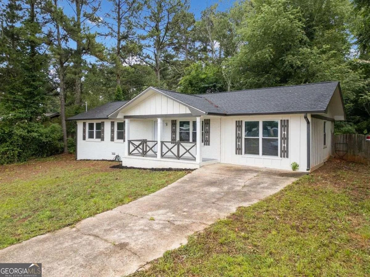 8535 Hiram Acworth Hwy — photo 17 of 33