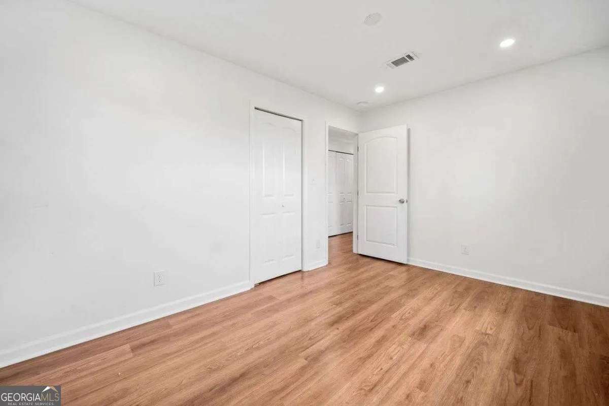 8535 Hiram Acworth Hwy — photo 14 of 33