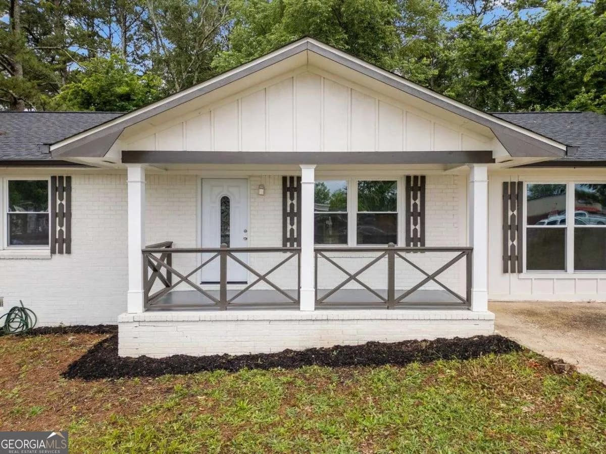 8535 Hiram Acworth Hwy — photo 2 of 33