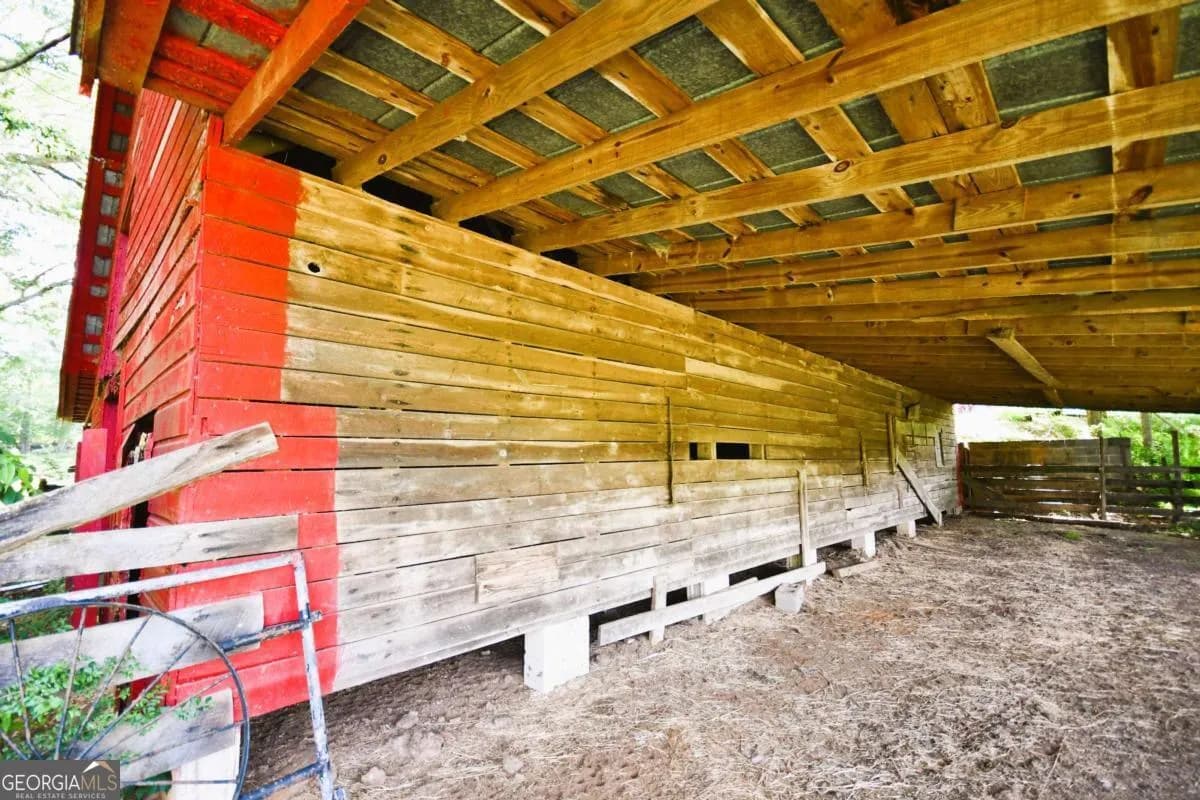 400 Kelley Rd — photo 10 of 52