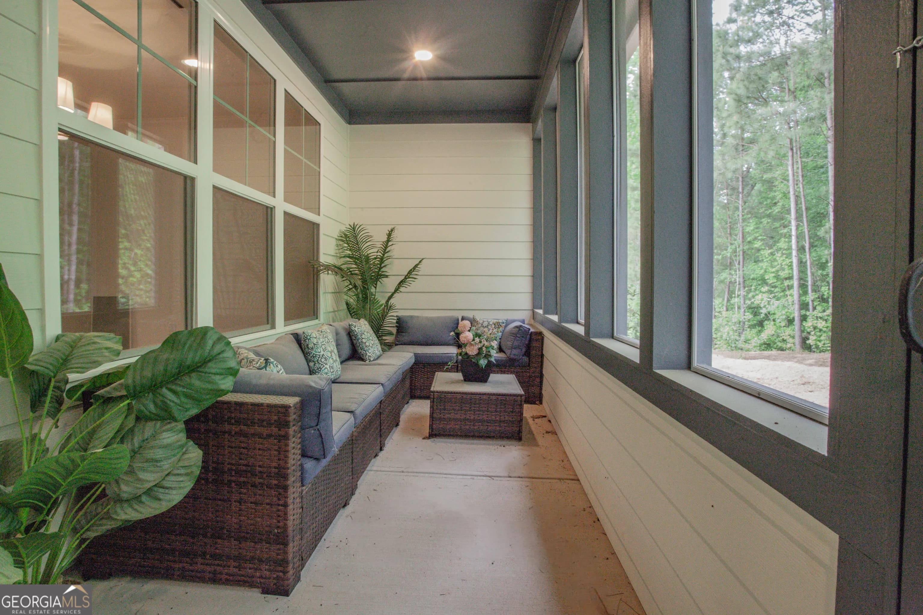 334 Maple View Dr — photo 6 of 14